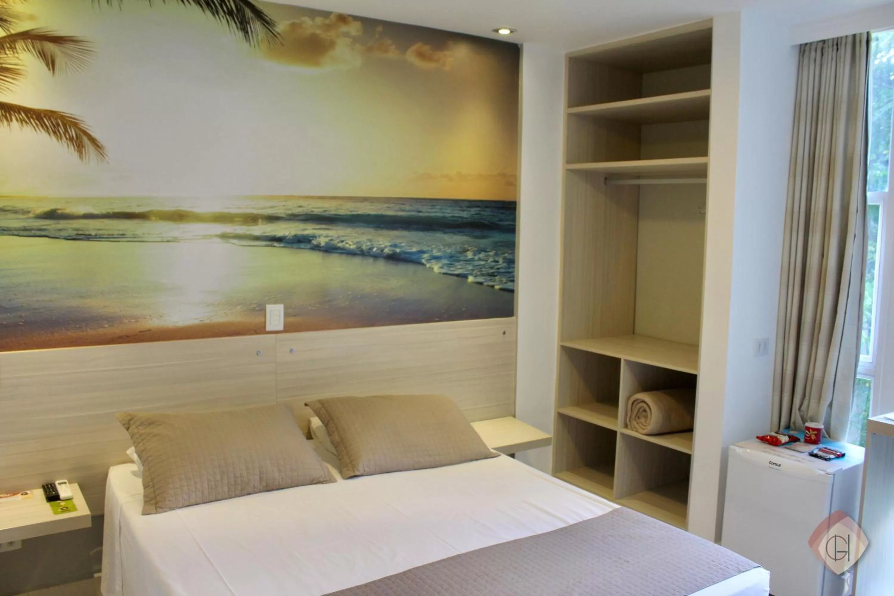 Small Double Room in Grand Hotel Guarujá - A sua Melhor Experiência na Praia!