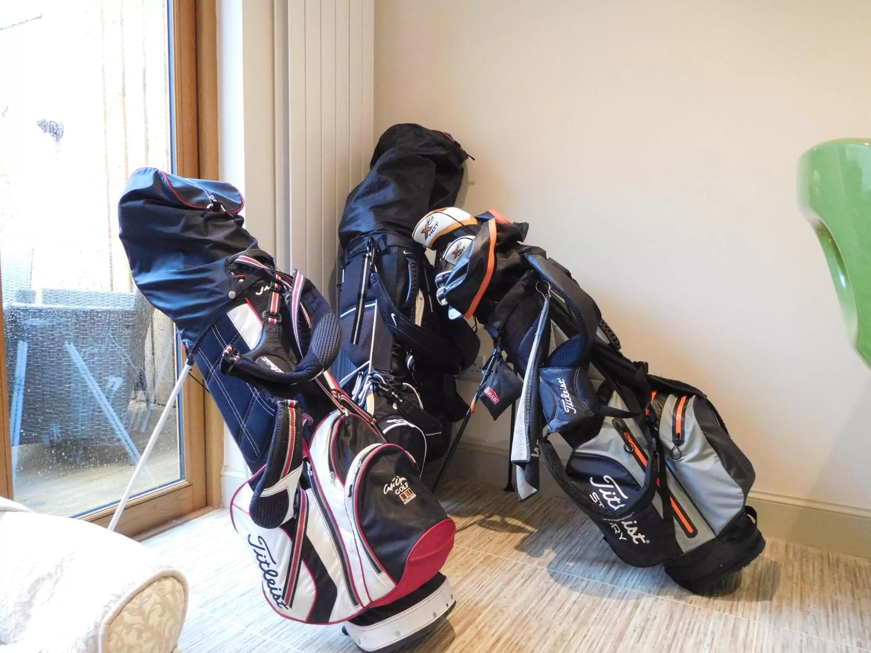 Golfcourse in Maple Cottage B&B