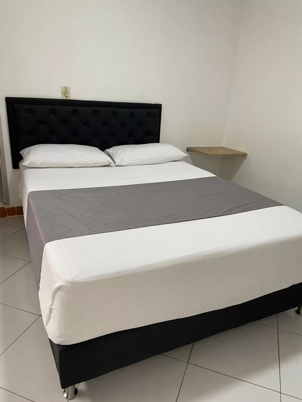 Bed in Hotel Picasso 70