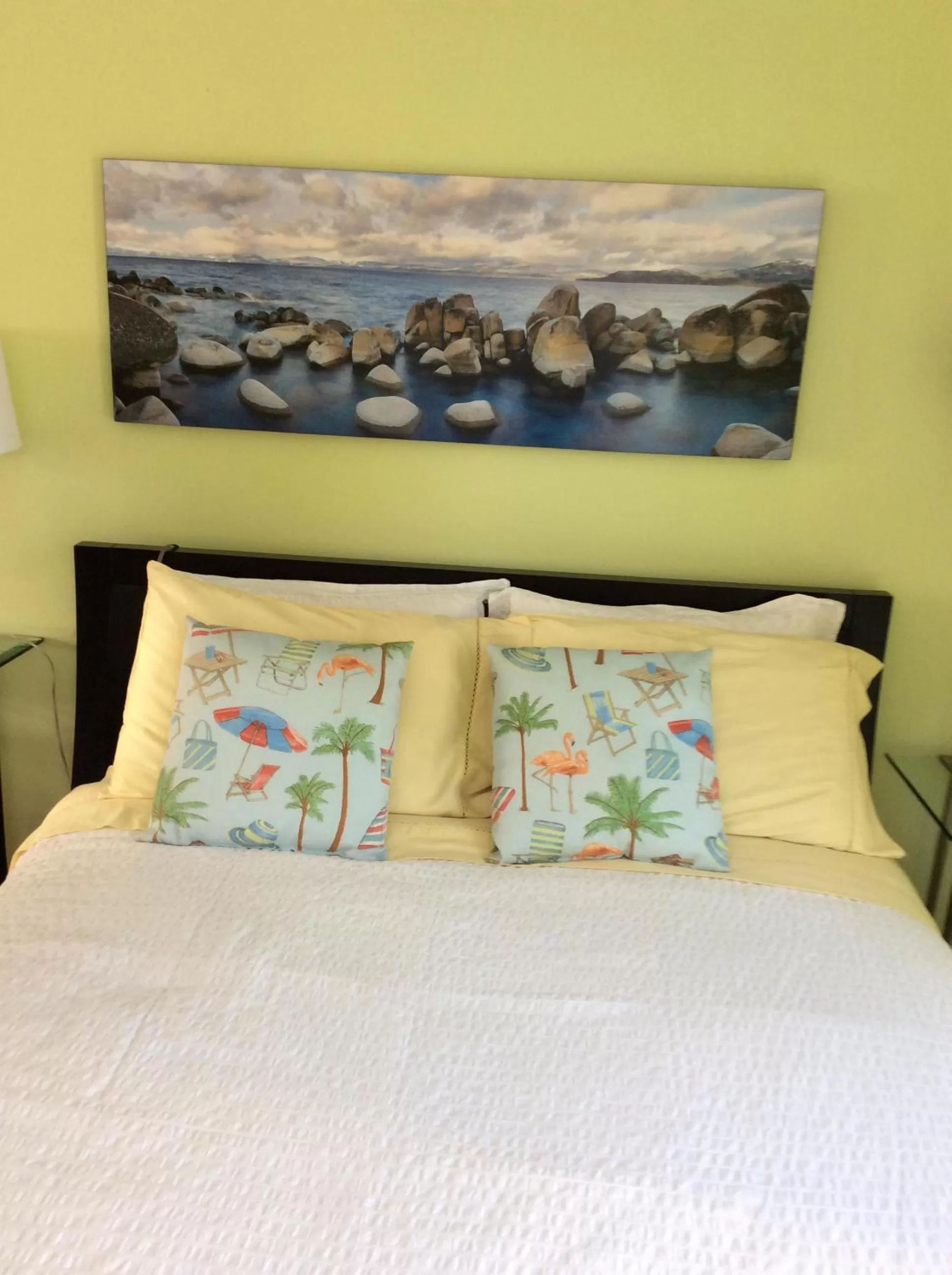 Bedroom, Bed in A Float Home B&B in Fisherman’s Wharf