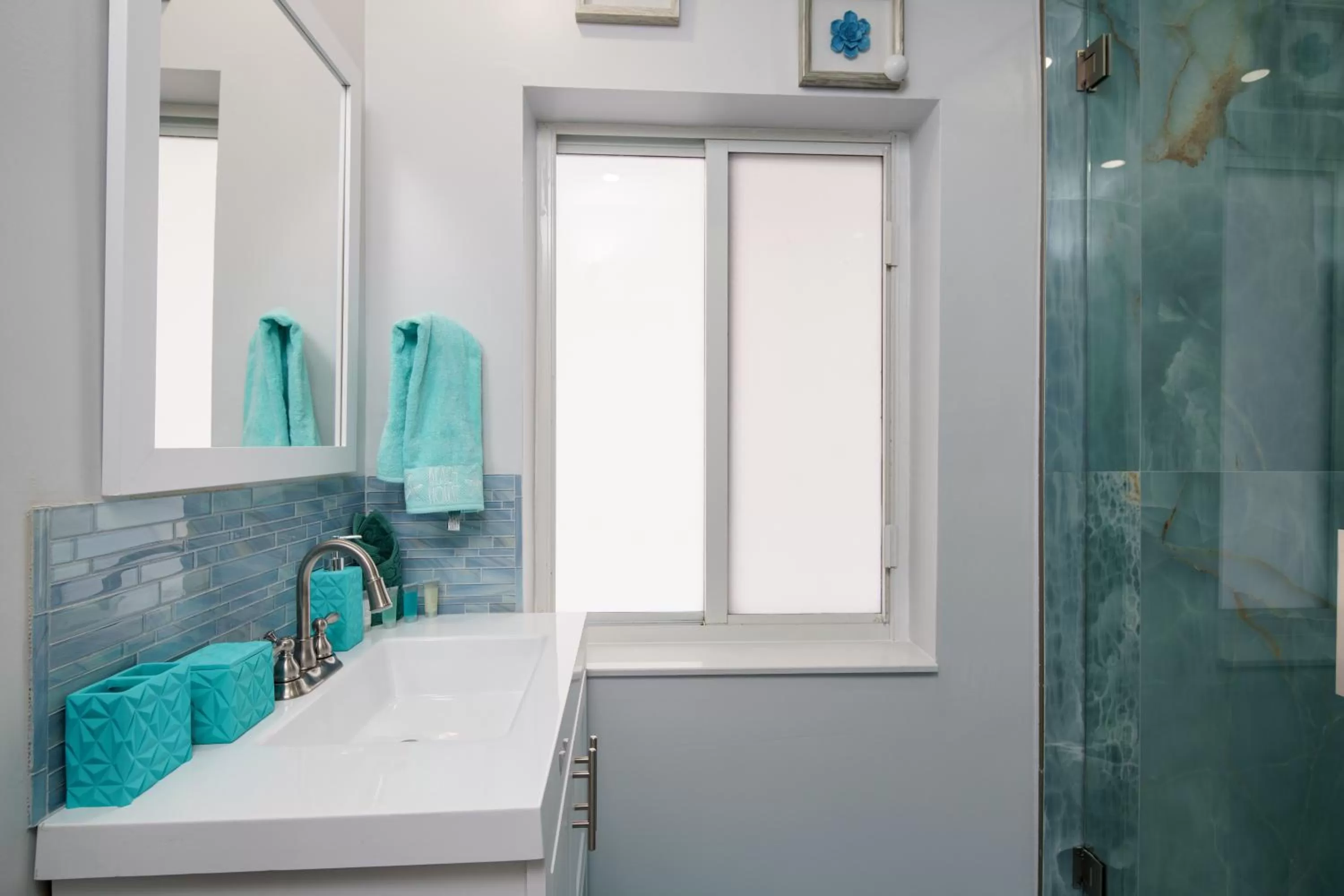 Bathroom in The Surf Hollywood Beach