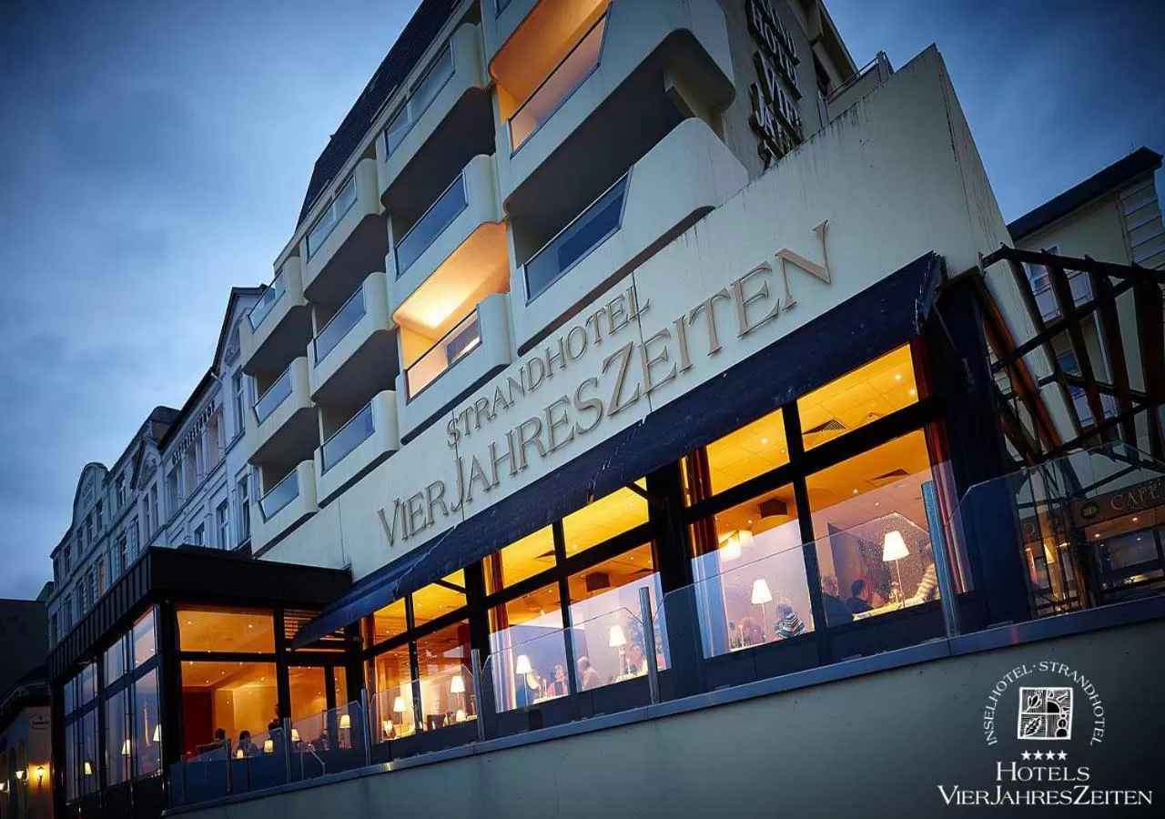 Facade/entrance in Strandhotel VierJahresZeiten