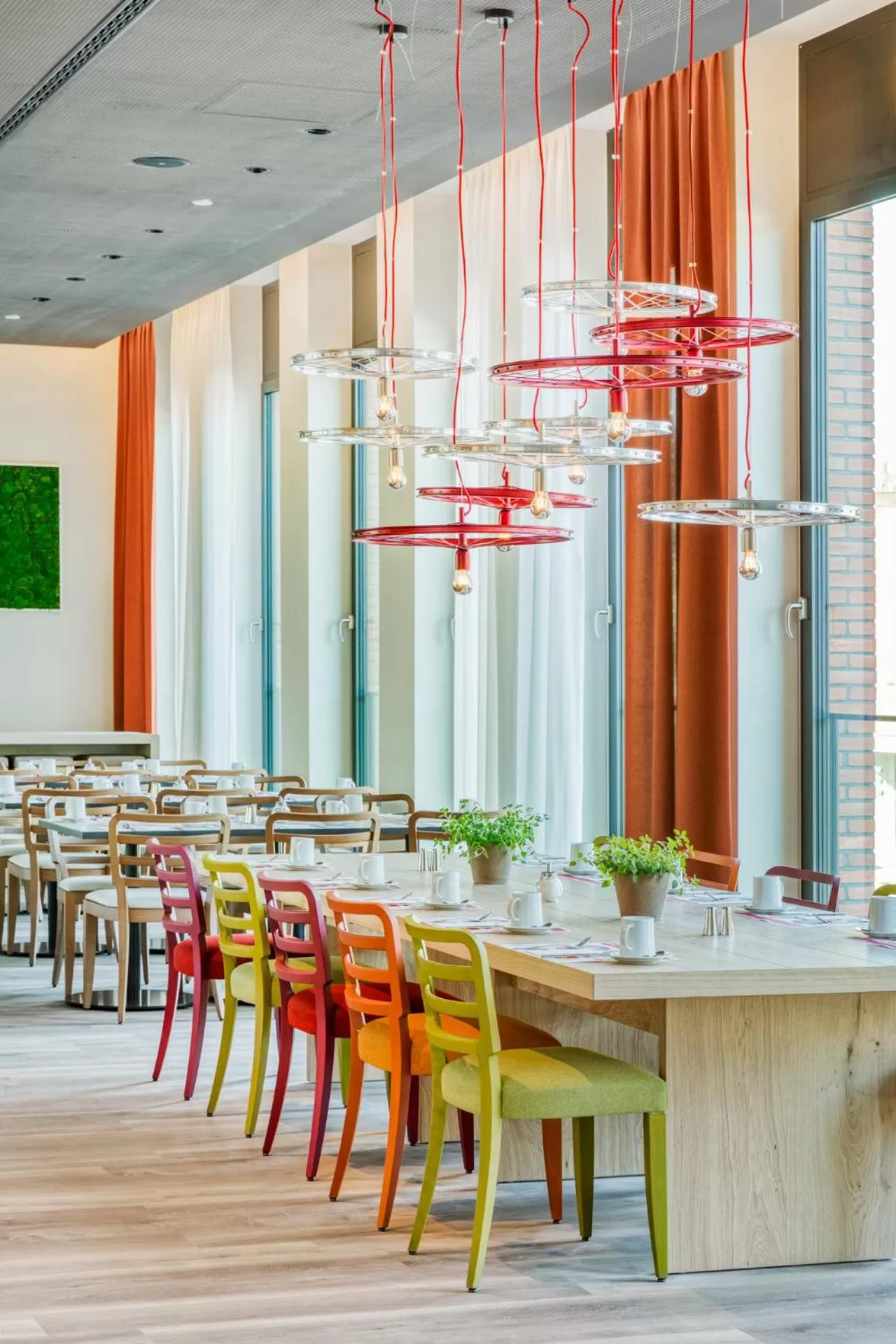 Restaurant/places to eat in IntercityHotel Hamburg-Barmbek