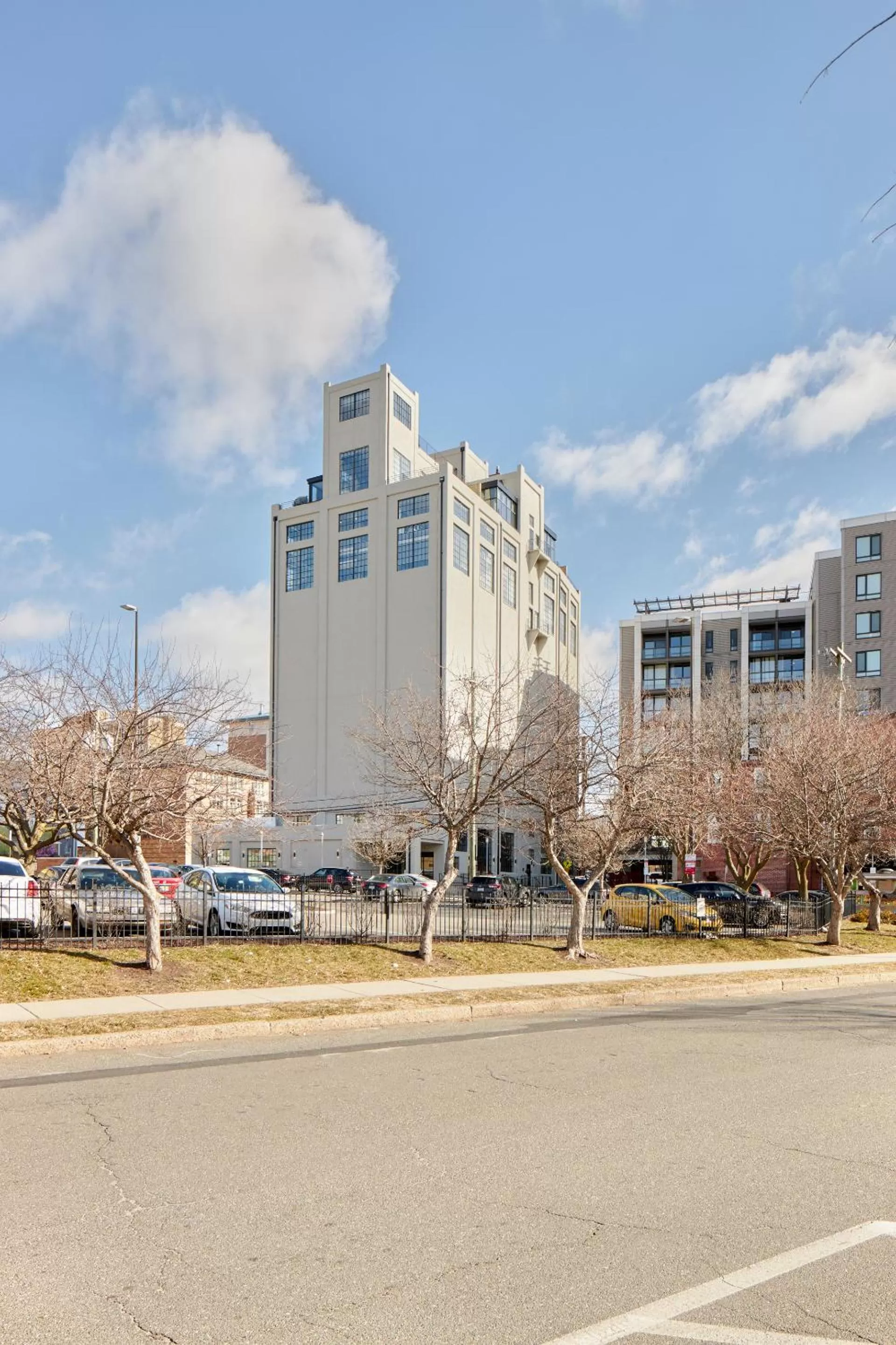 Property Building in Sonder The Tidewater