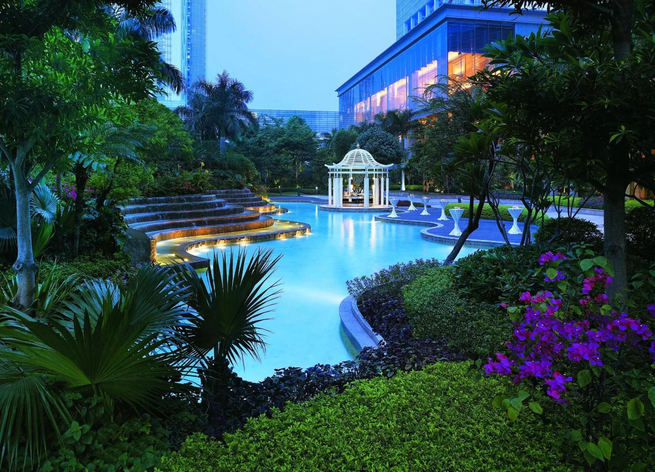 Garden in Shangri-La Guangzhou
