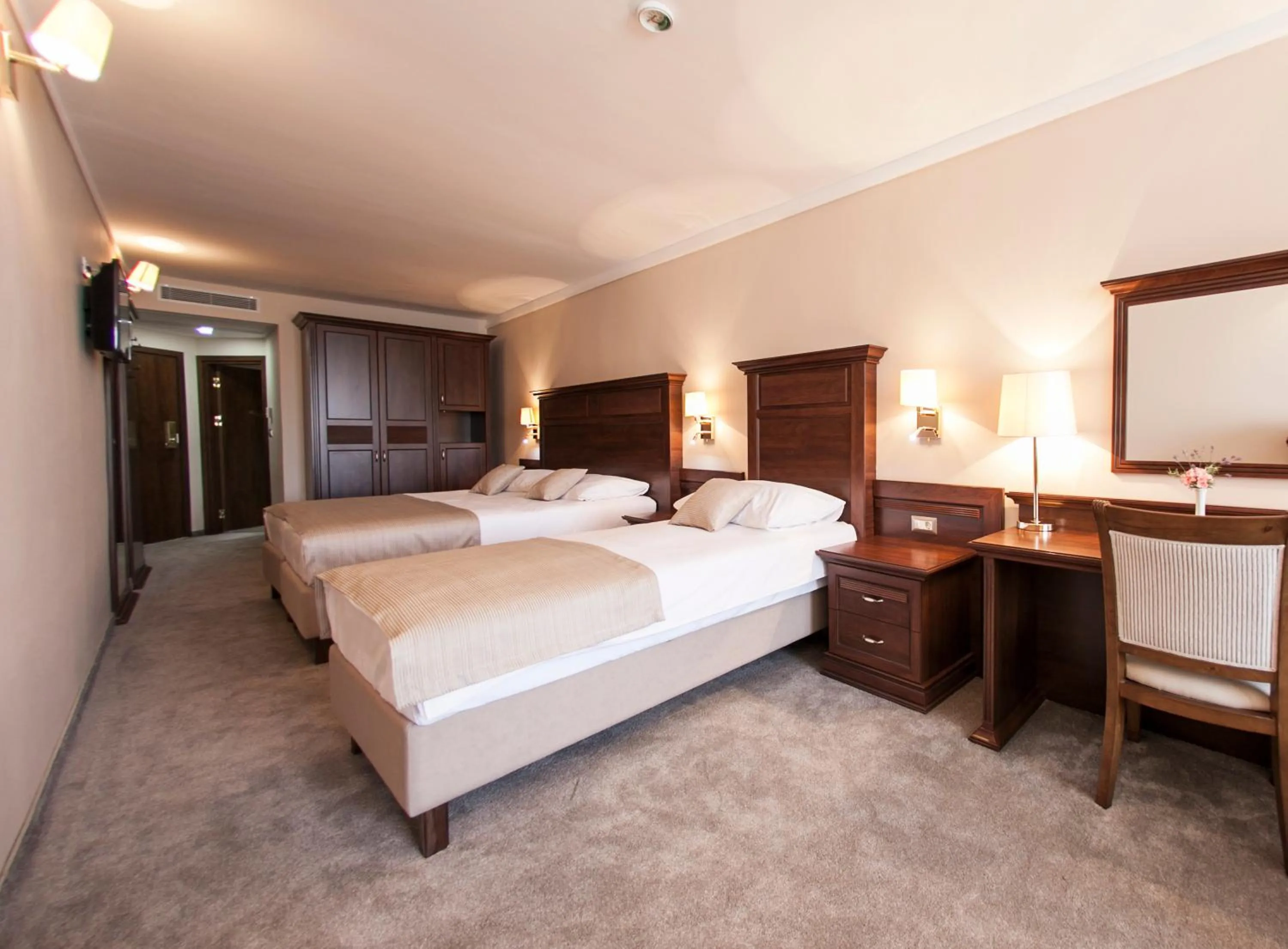Bed in Grand Hotel Neum Wellness & Spa