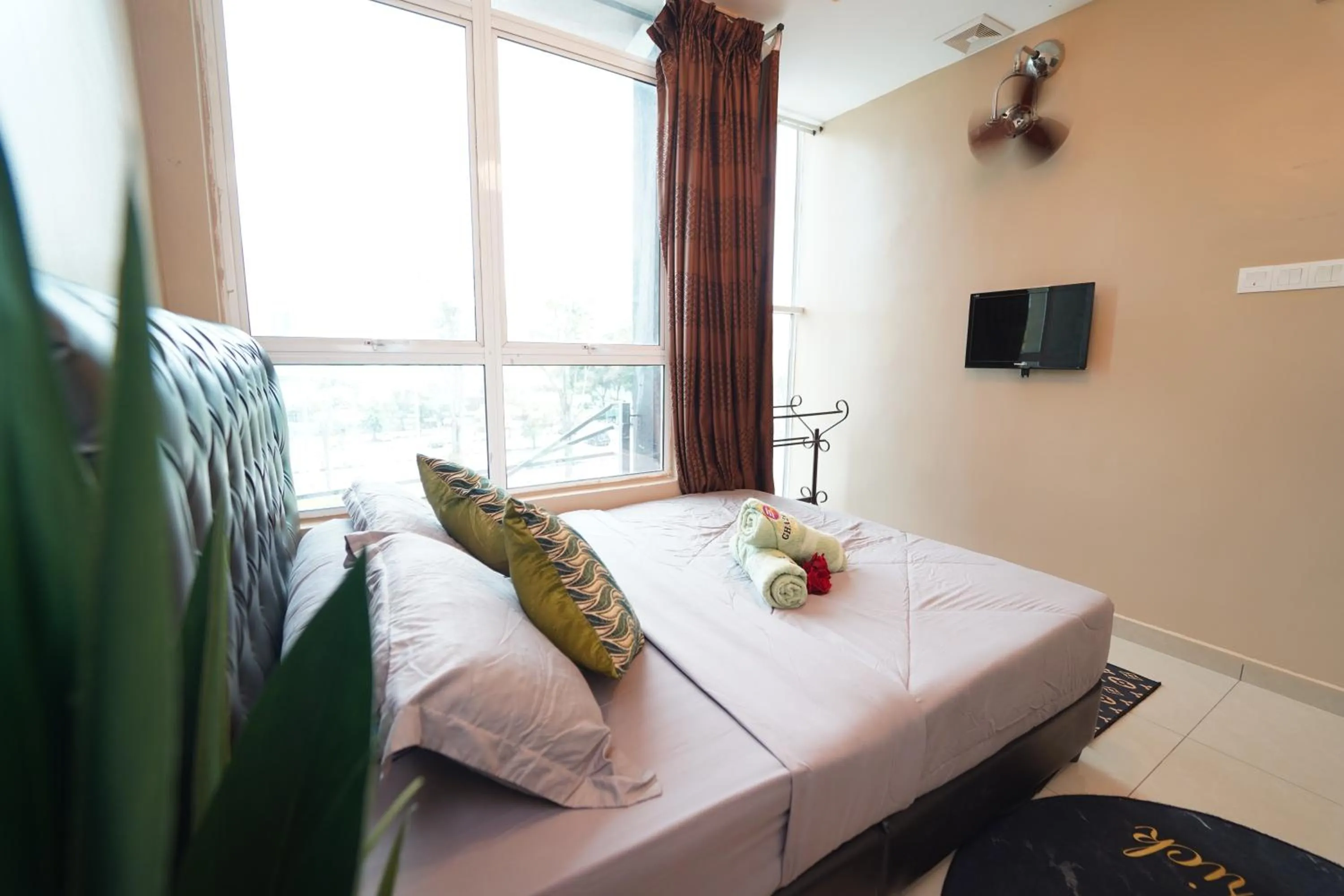 Bed in Ghazrin's Classic Hotel JB