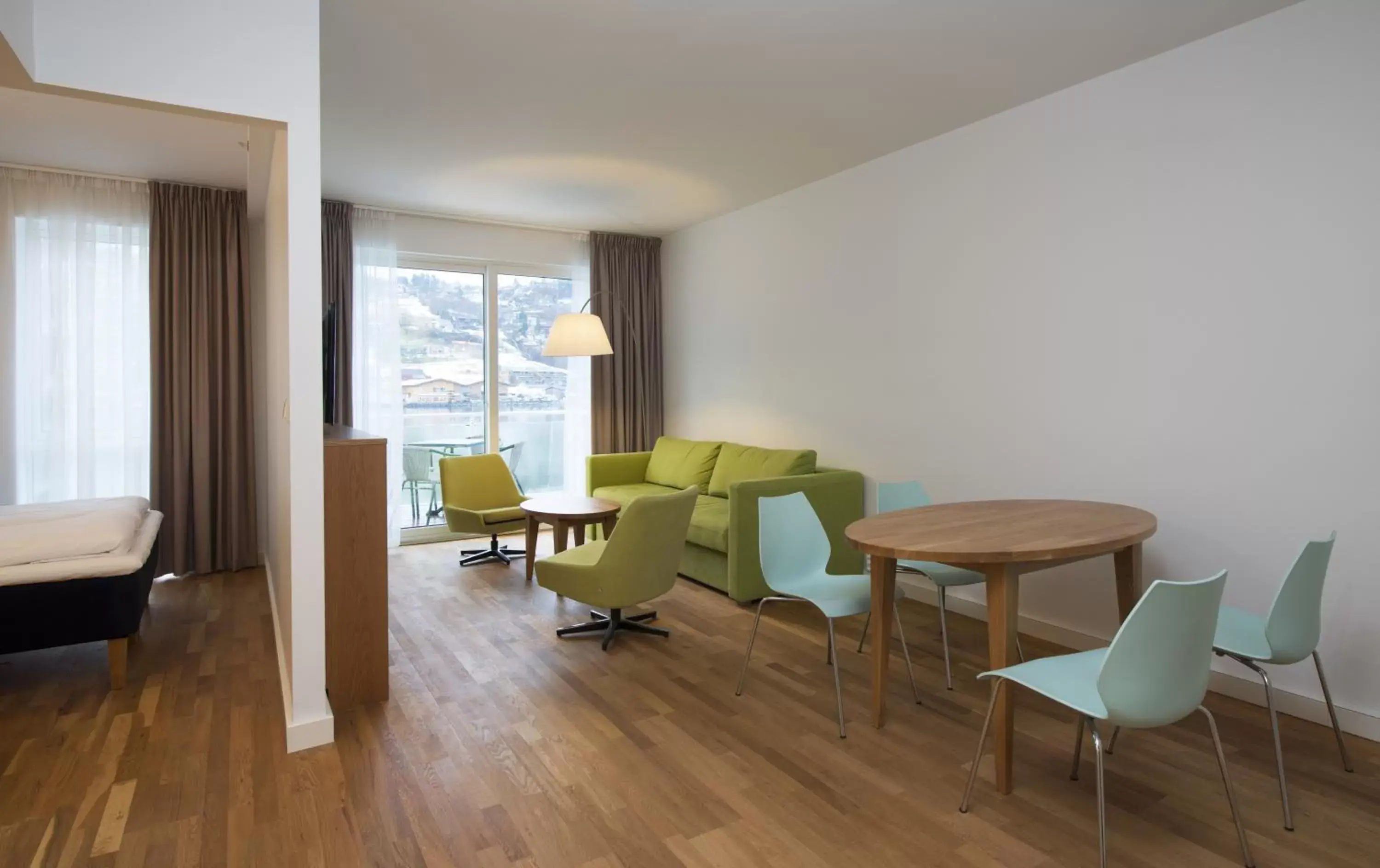 Two-Bedroom Apartment with Ocean View in Thon Hotel Sandven Two-Bedroom Apartment with Ocean View in Thon Hotel Sandven