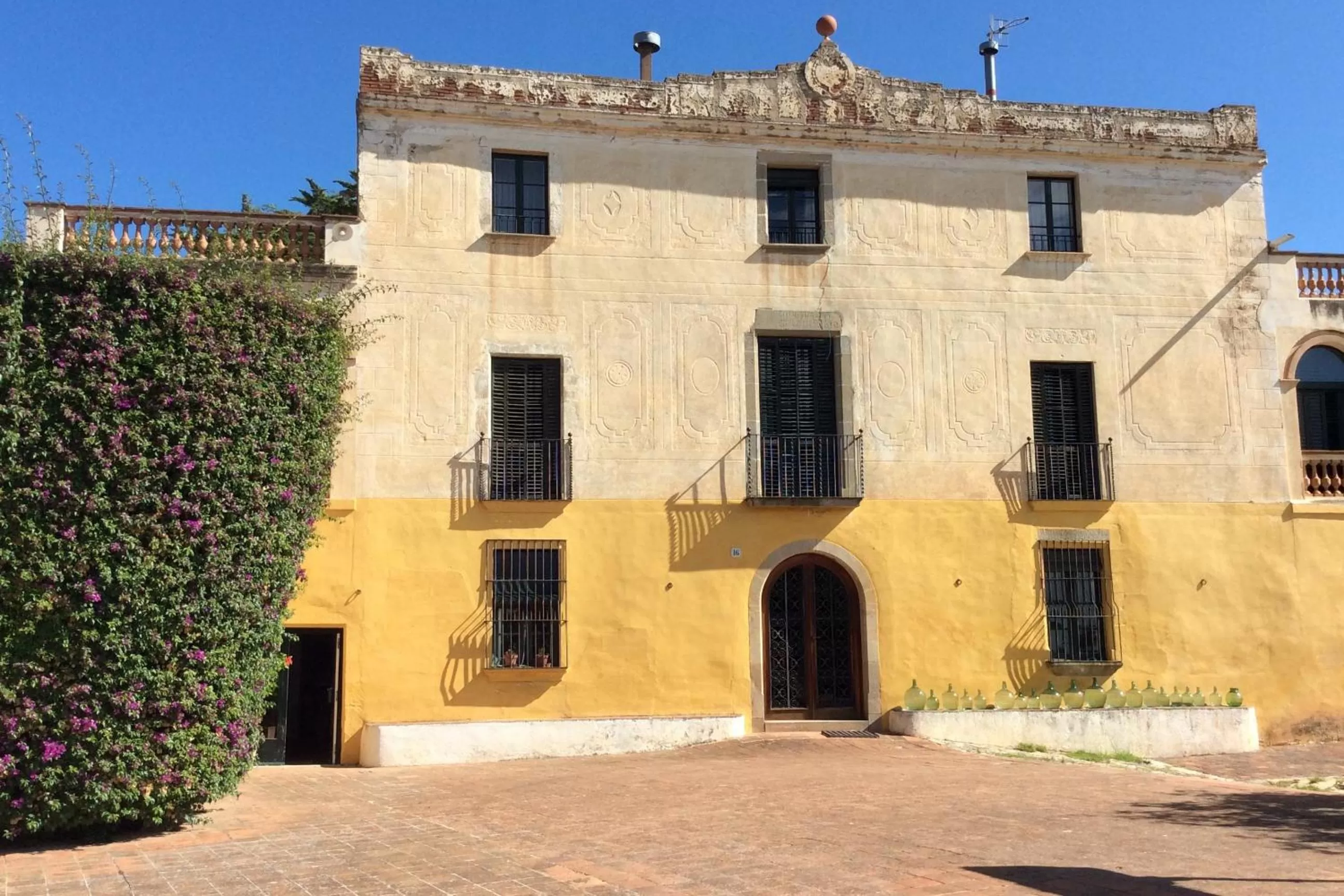Property building in B&B Can Casadella