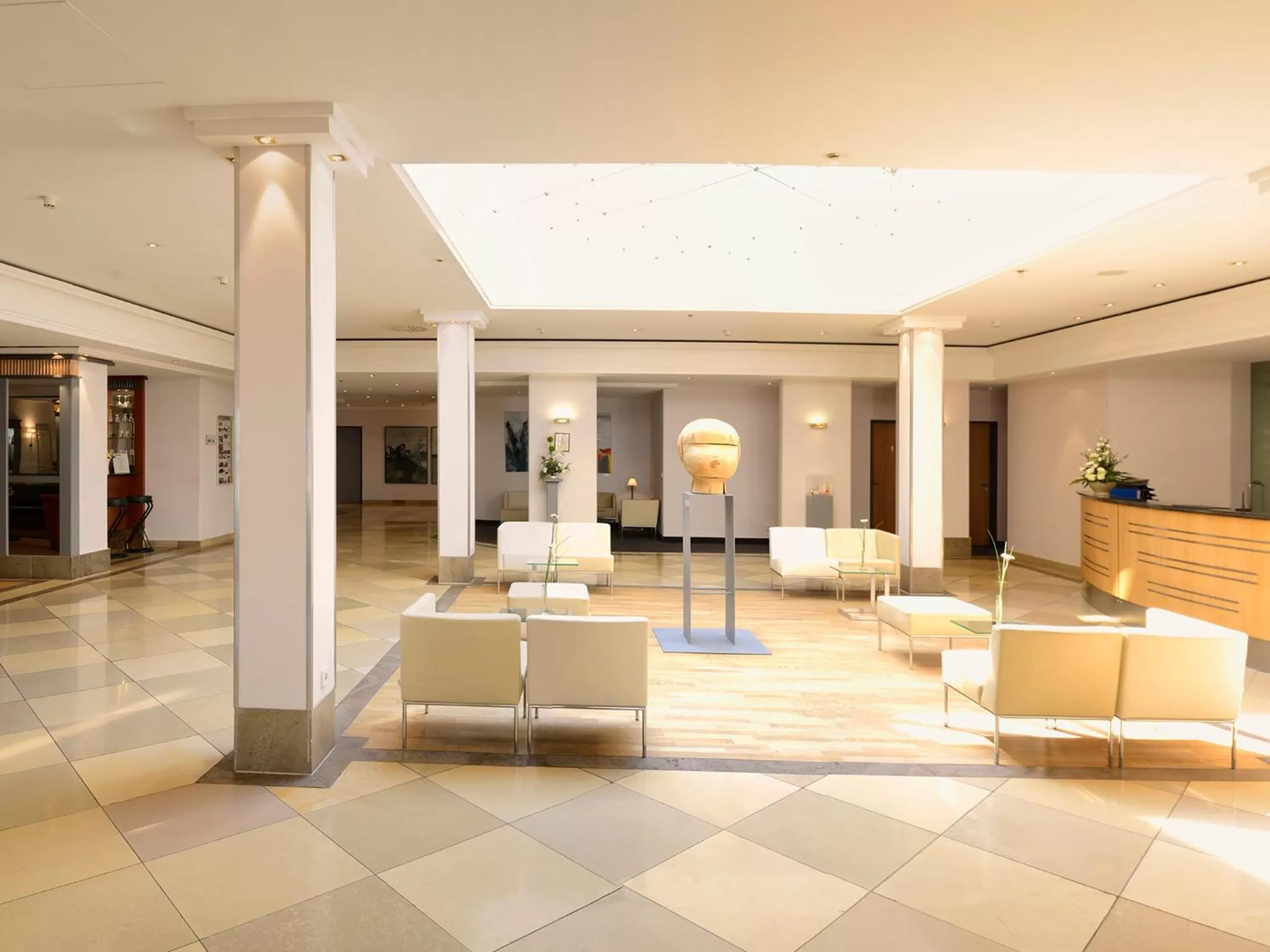 Lobby or reception in Hotel Kaiserin Augusta