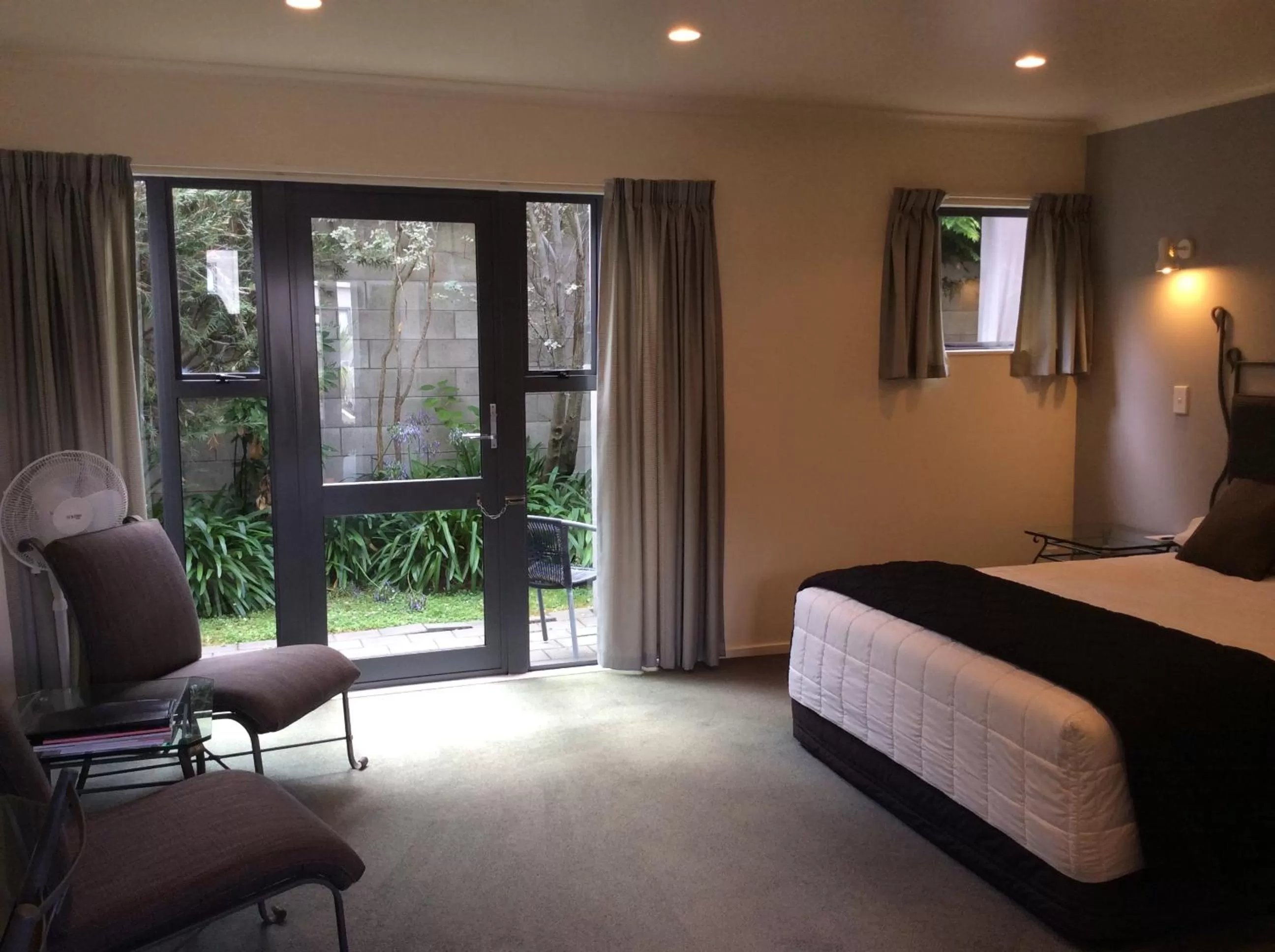 Bed in Chancellor Motor Lodge and Conference Centre