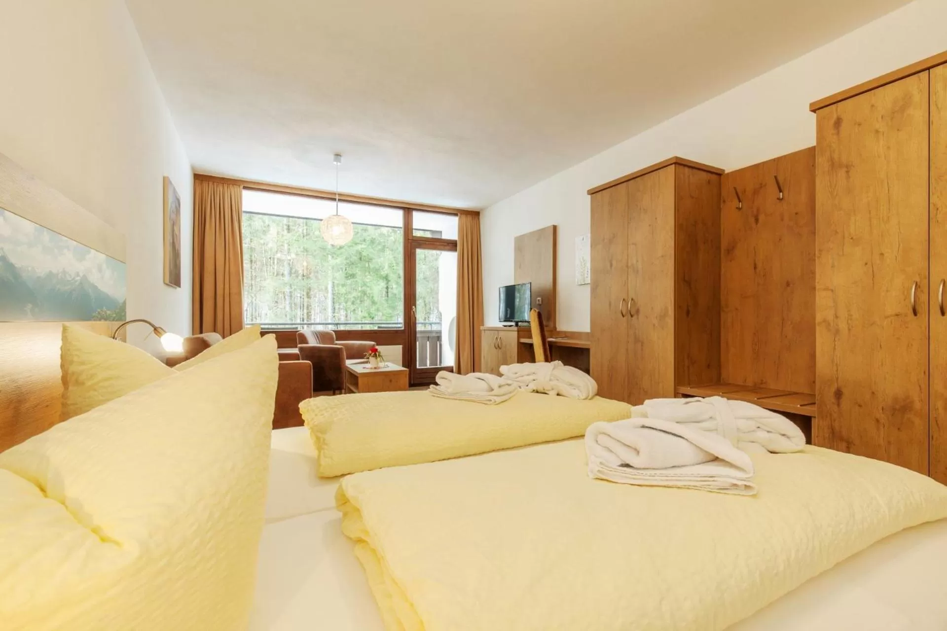 Photo of the whole room in Appartementhaus Dachsteinblick