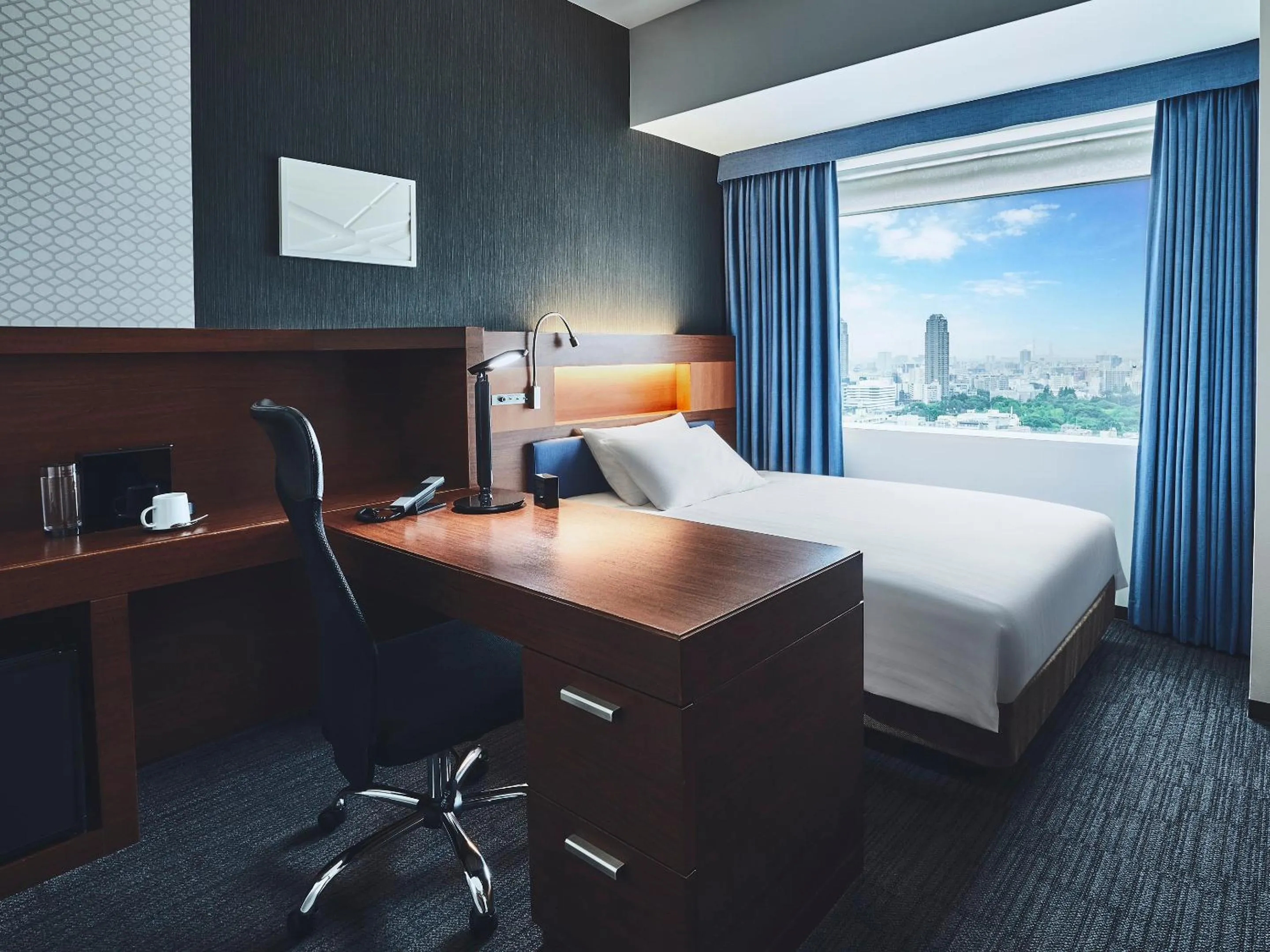 Photo of the whole room, Bed in Lotte City Hotel Kinshicho