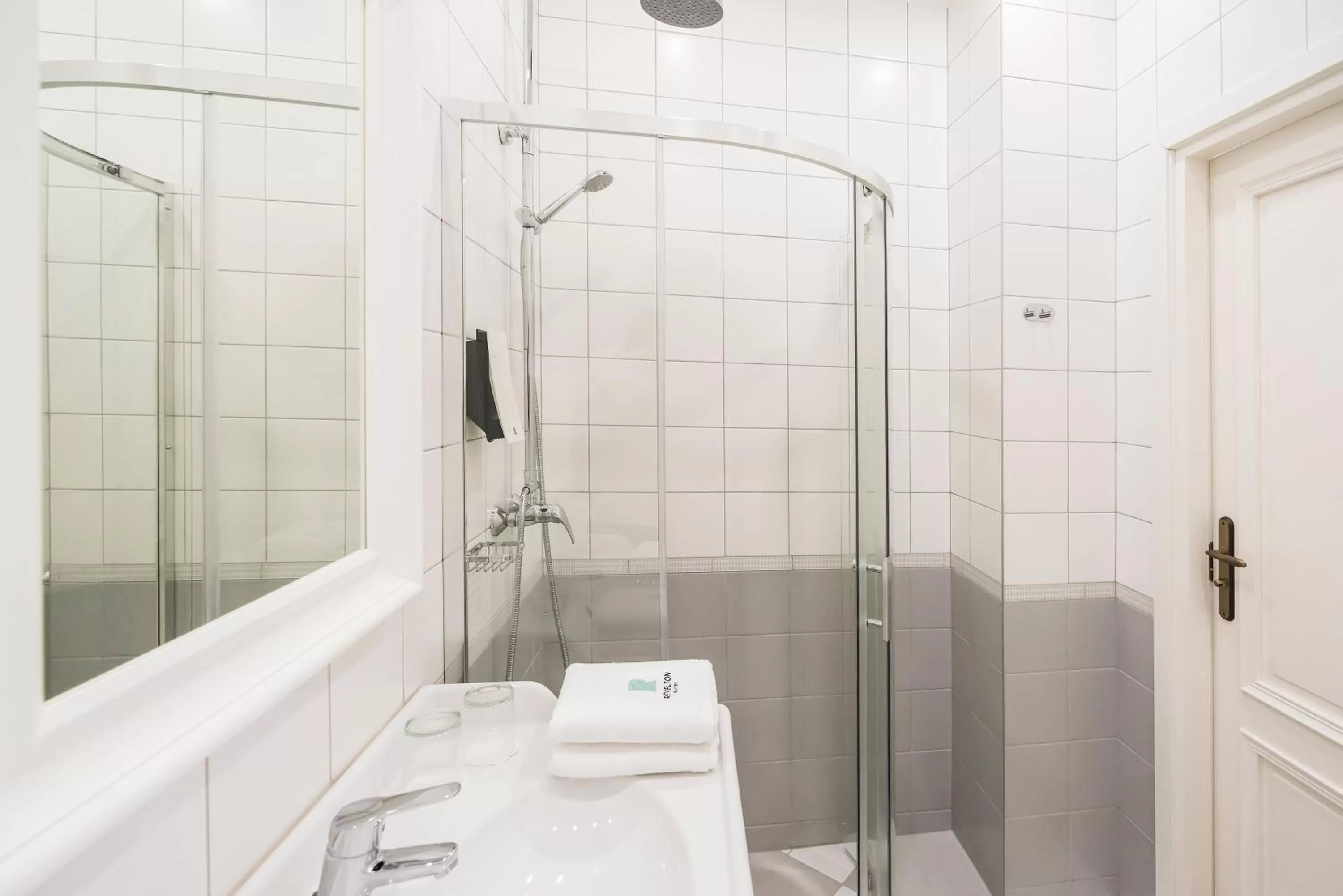 Shower in Revelton Suites Tallinn