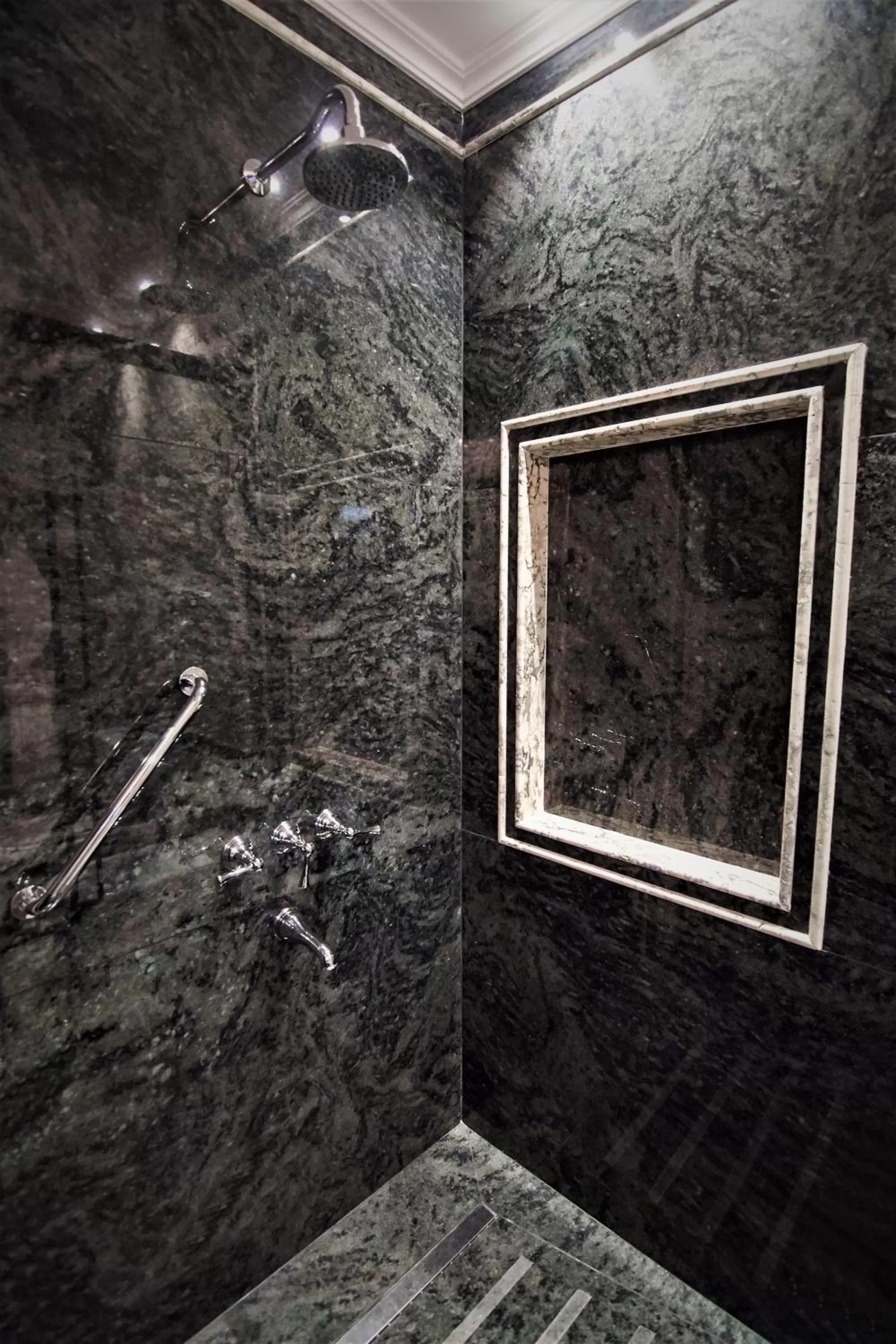 Bathroom in Nino Hotel Boutique