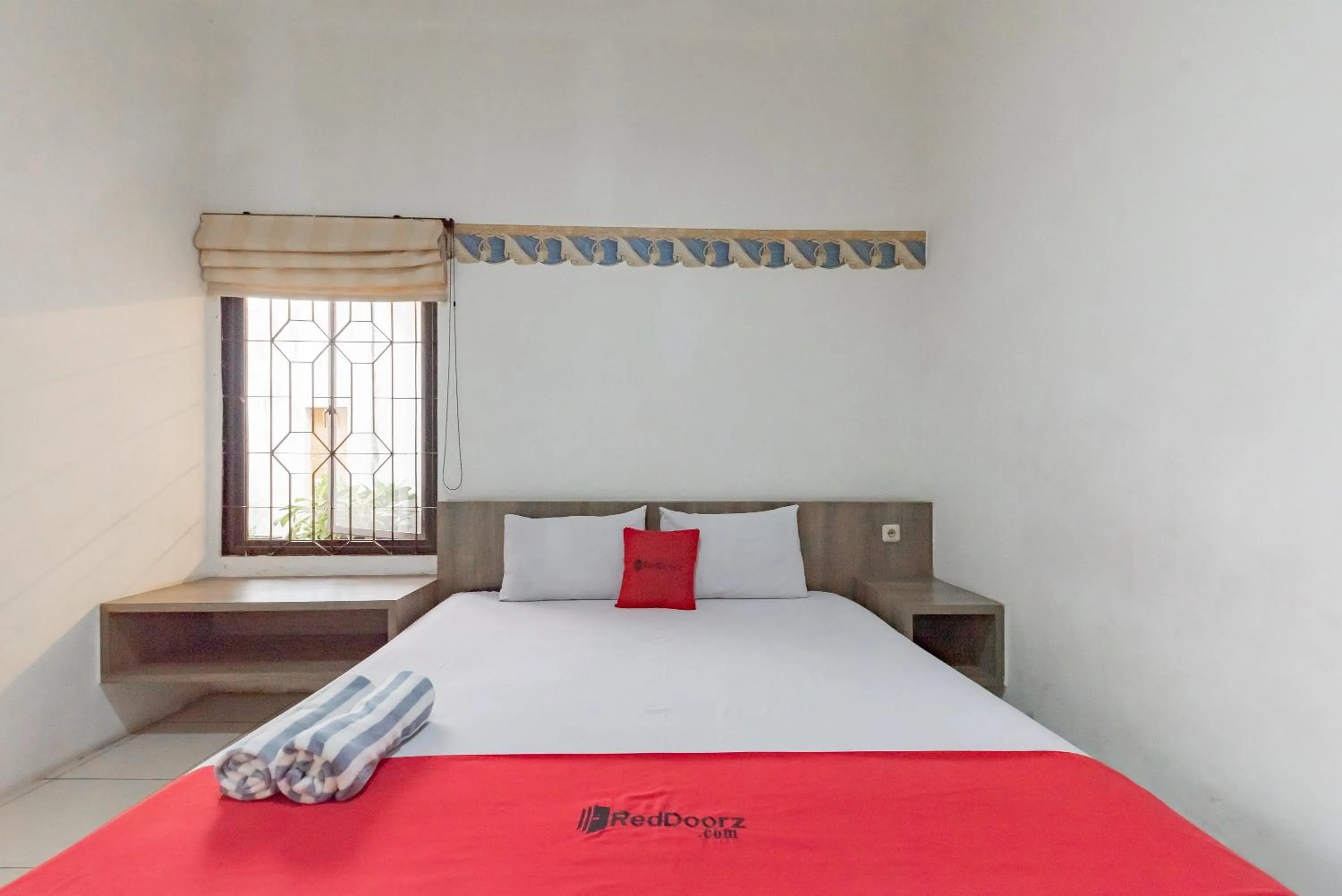 Bed in RedDoorz near Taman Kota Lapang Merdeka Sukabumi