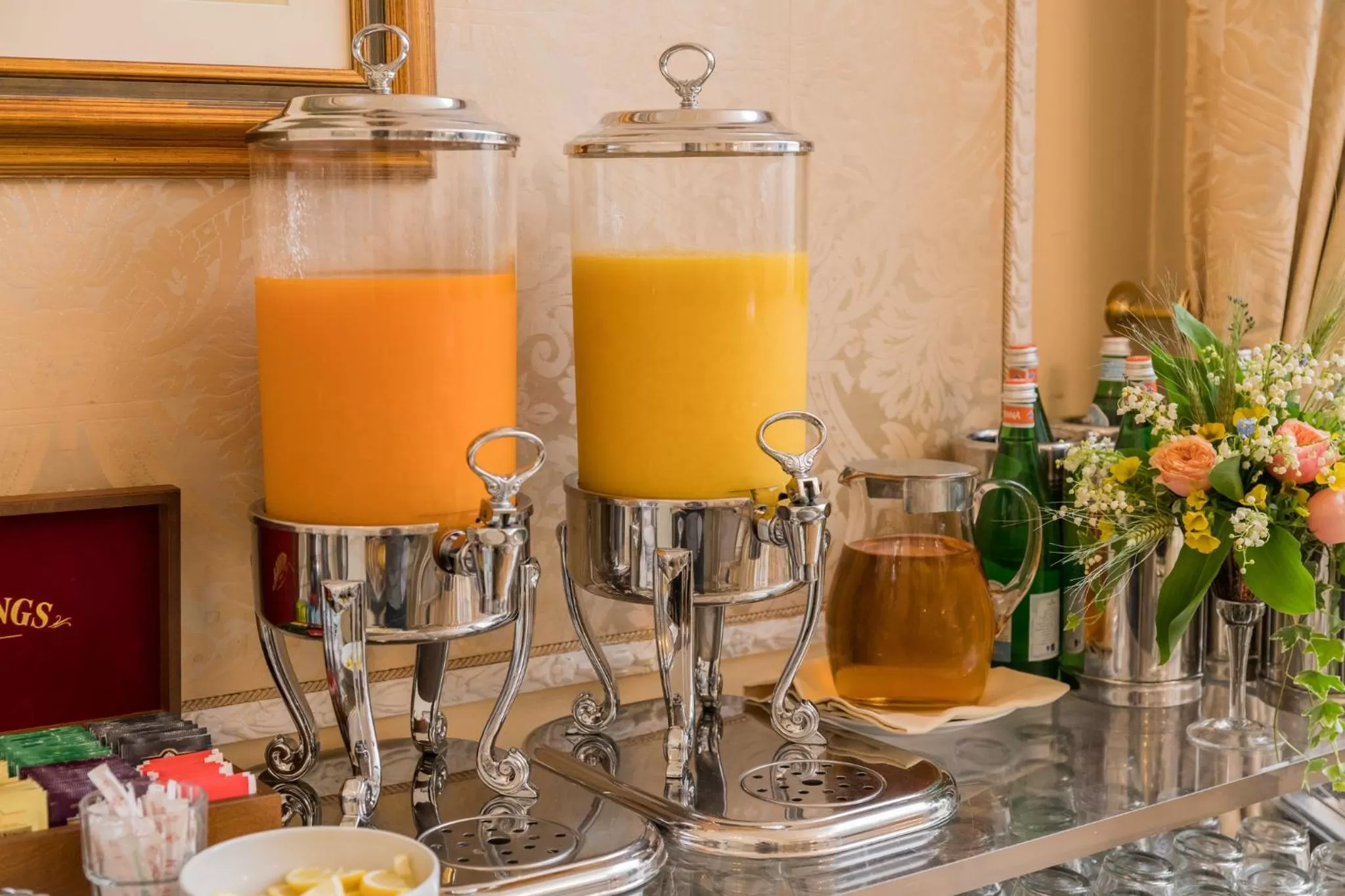 Breakfast in Hotel Bristol Palace