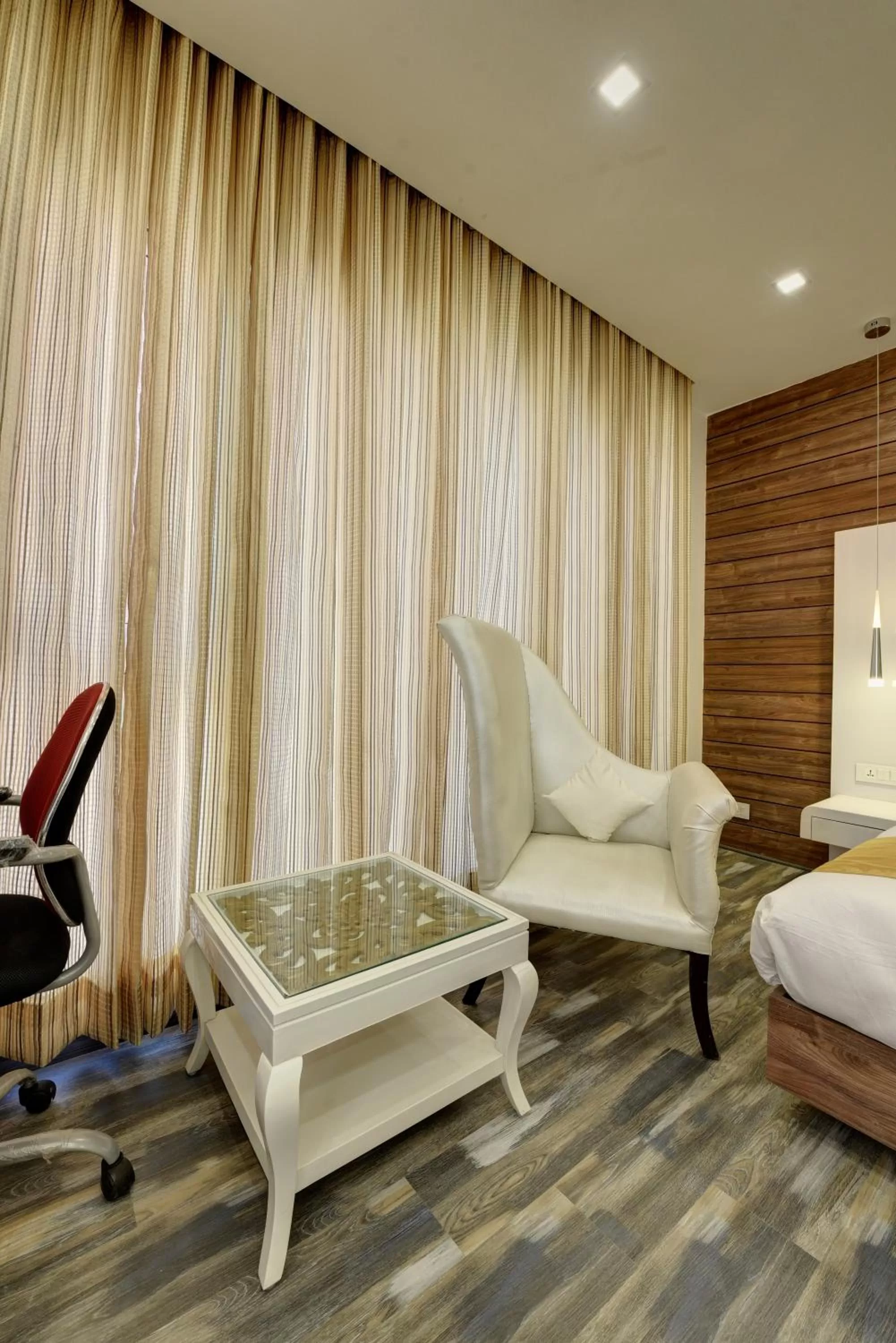 Seating area in GOLDEN TREE