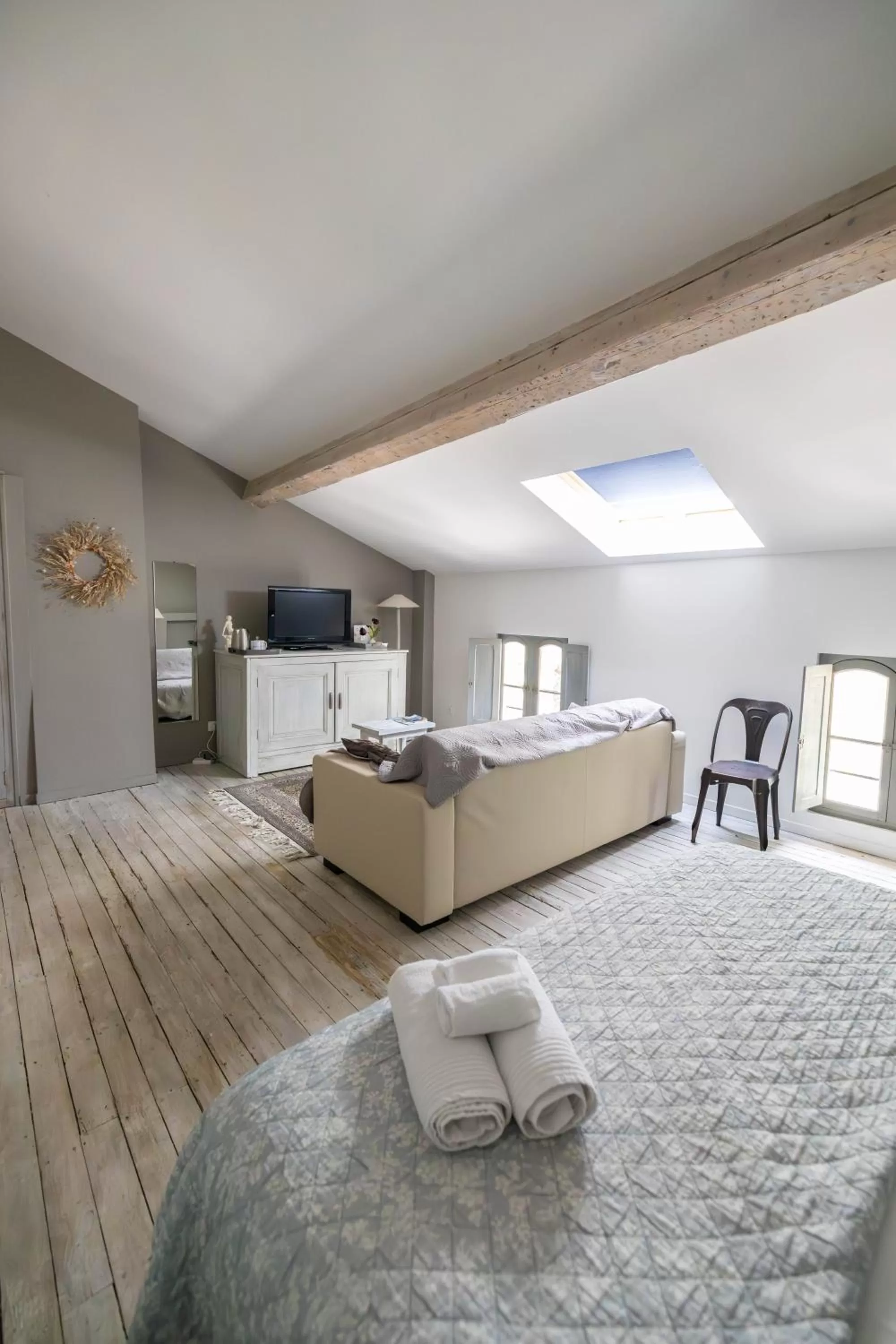 Quadruple Room with Private Bathroom in Chambres d hôtes du Castell de Blés