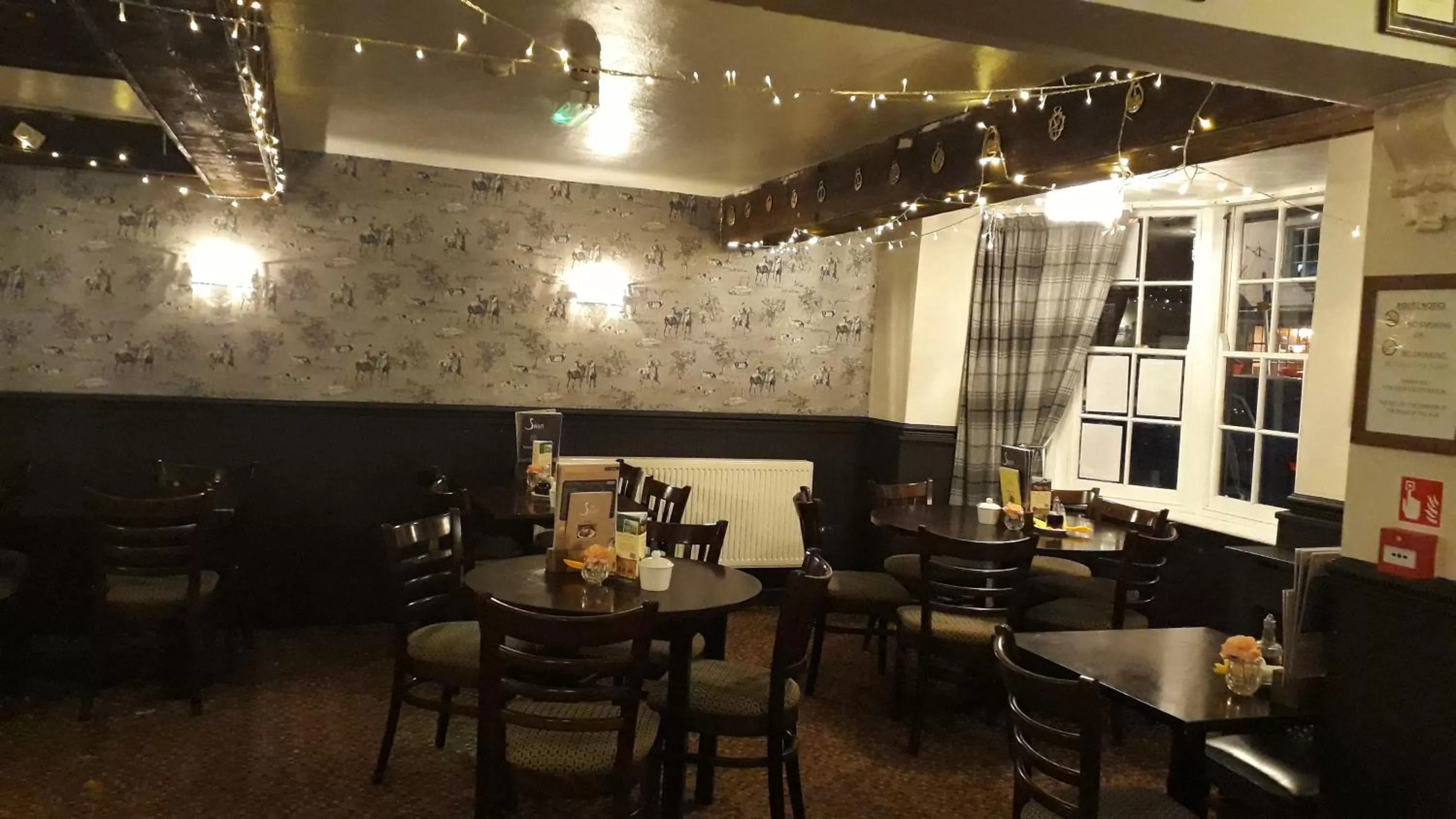 English/Irish breakfast, Restaurant/Places to Eat in The Swan