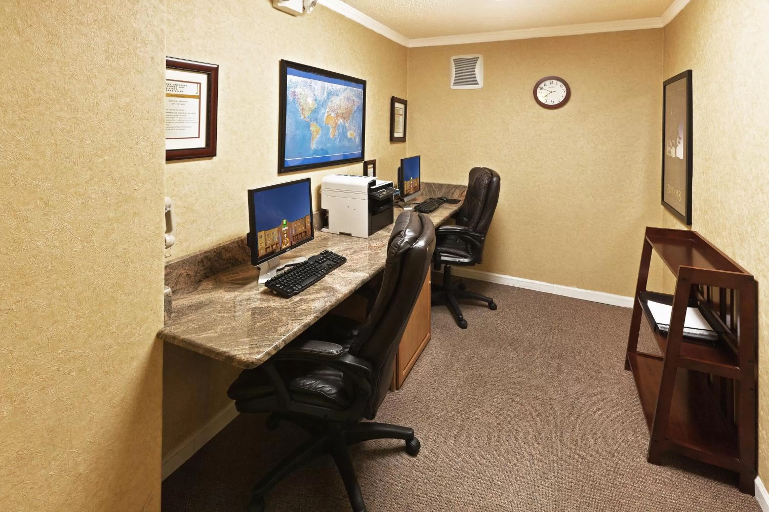 Business facilities in Ramada by Wyndham Santa Fe