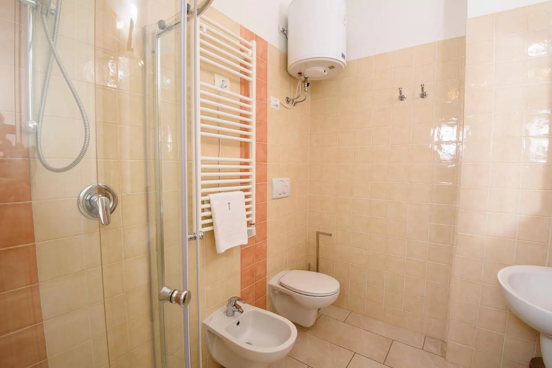 Shower in Residence Marina Salivoli