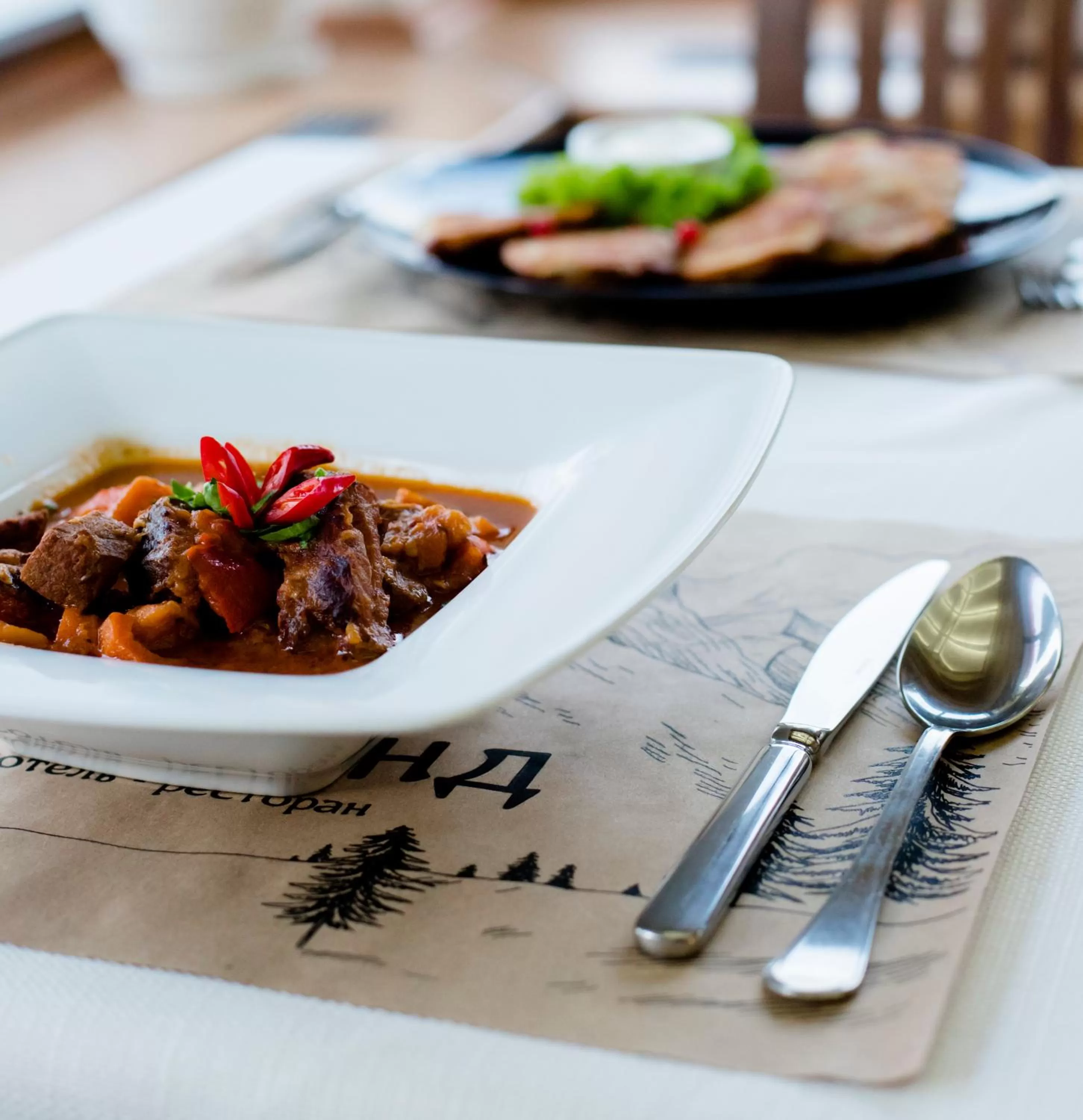 Food in Wellland Hotel