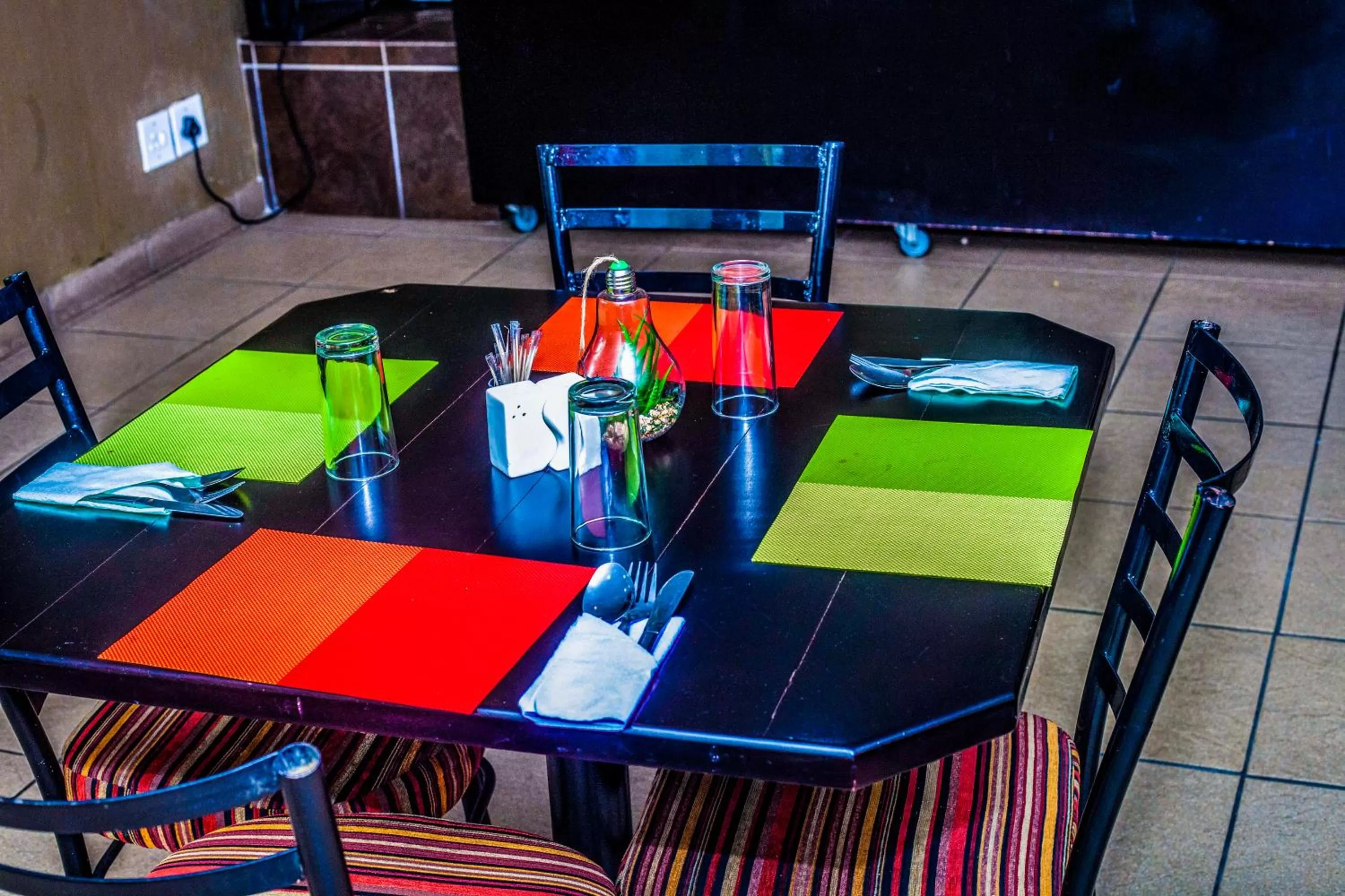 Coyotes Hotel & Conference Centre