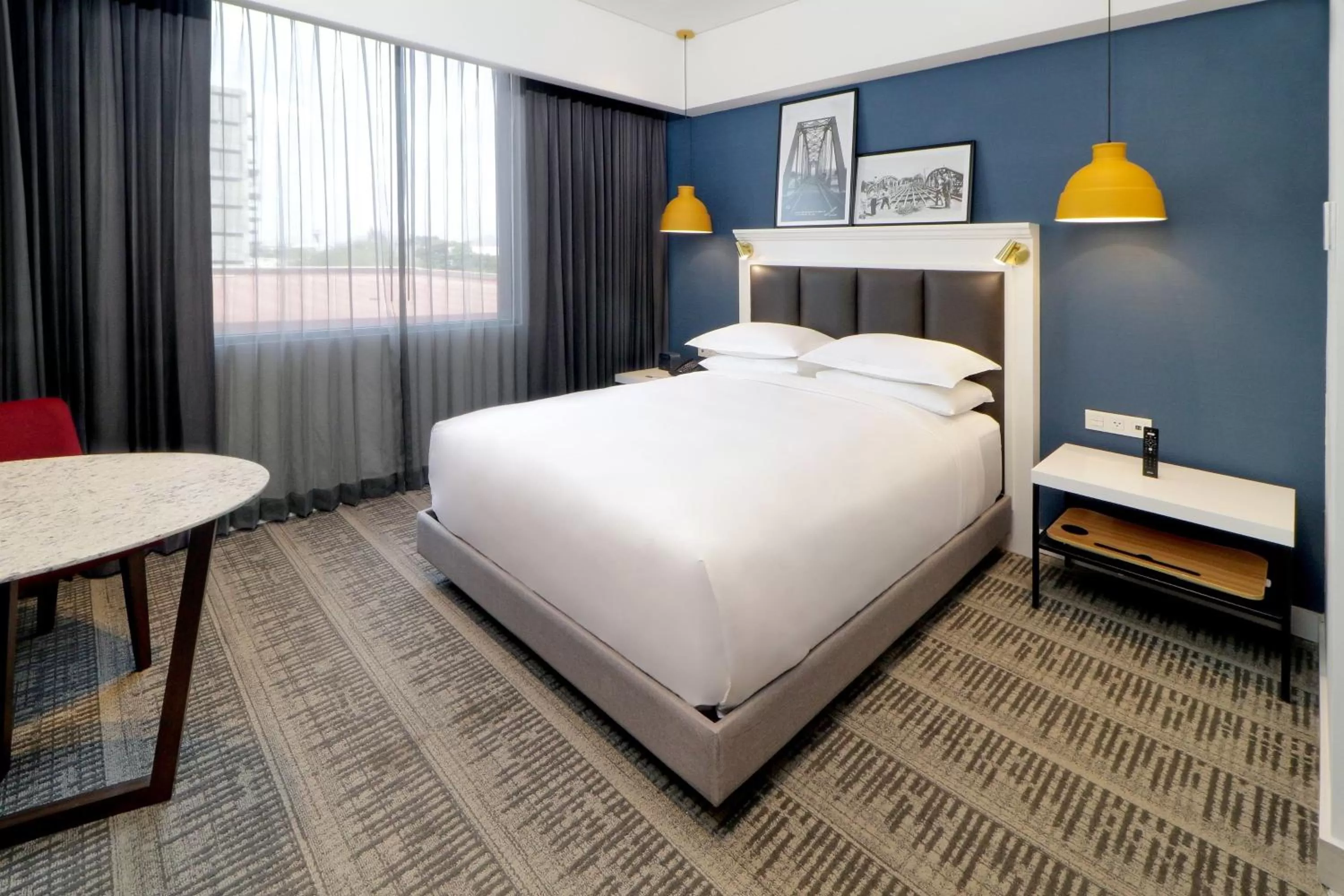 Photo of the whole room, Bed in Culiacan Marriott Hotel