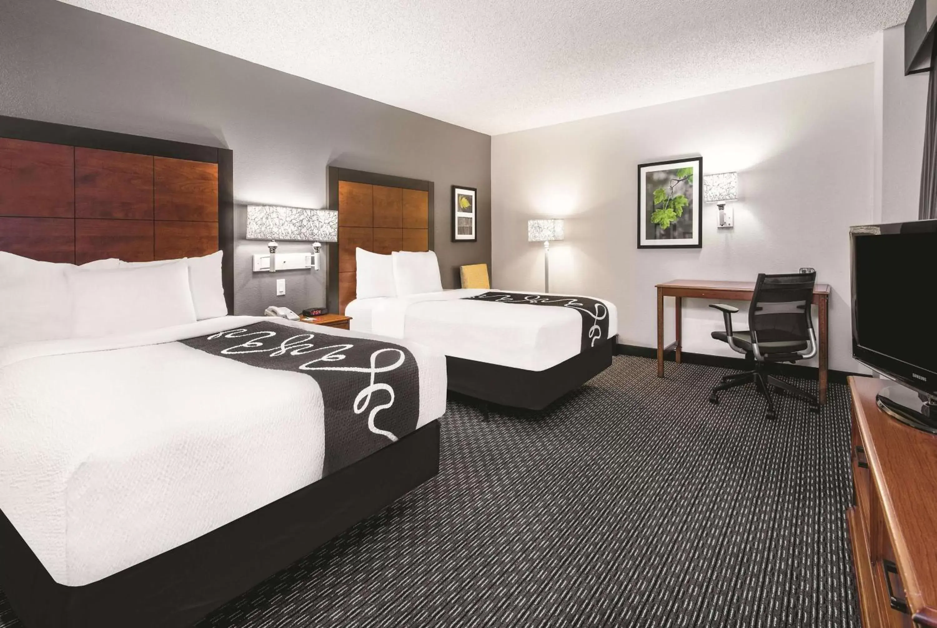 Double Room with Two Double Beds in La Quinta Inn & Suites by Wyndham San Antonio Riverwalk Double Room with Two Double Beds in La Quinta Inn & Suites by Wyndham San Antonio Riverwalk