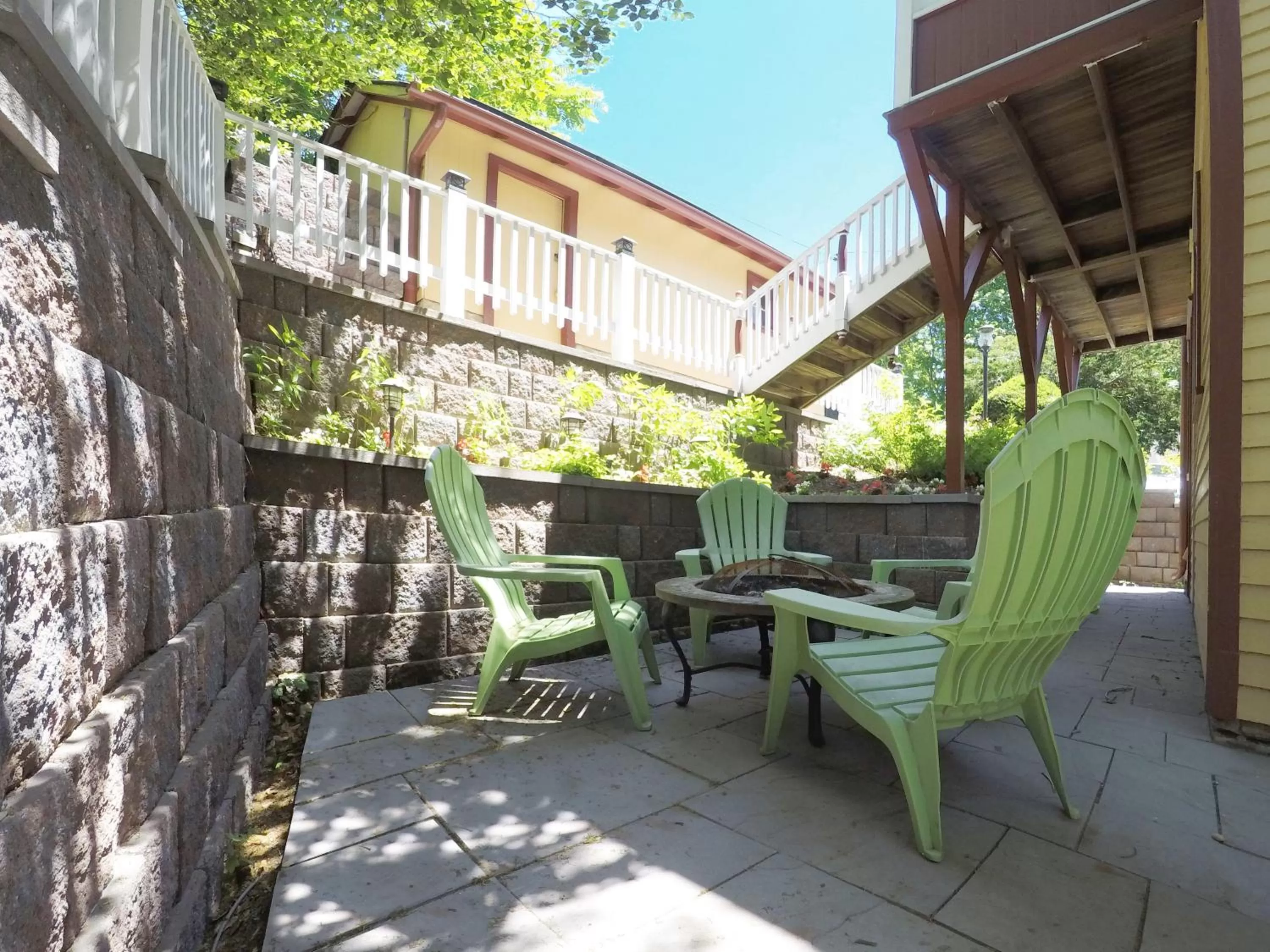Balcony/Terrace in The Fox and Owl Inn