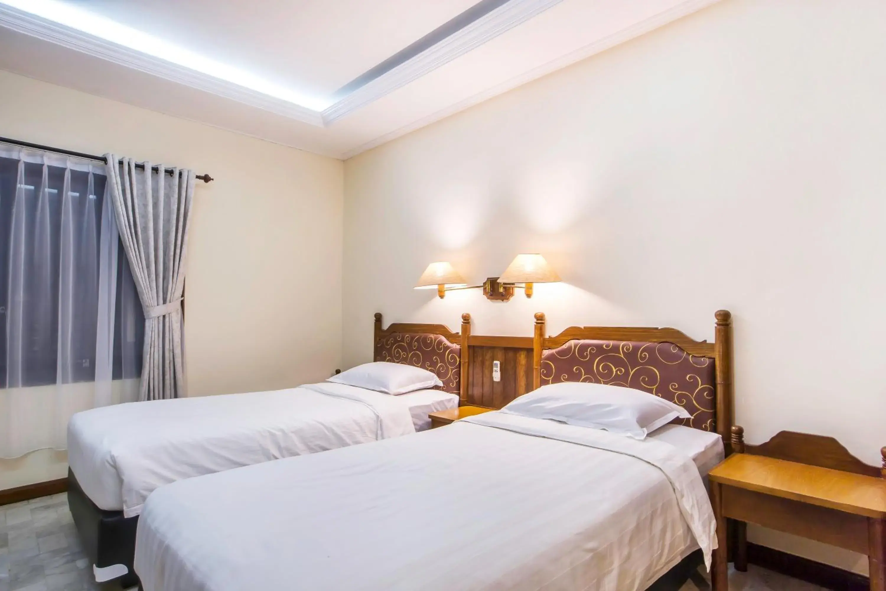 Single Room with Pool View - single occupancy in Bali Bungalo Hotel Single Room with Pool View - single occupancy in Bali Bungalo Hotel