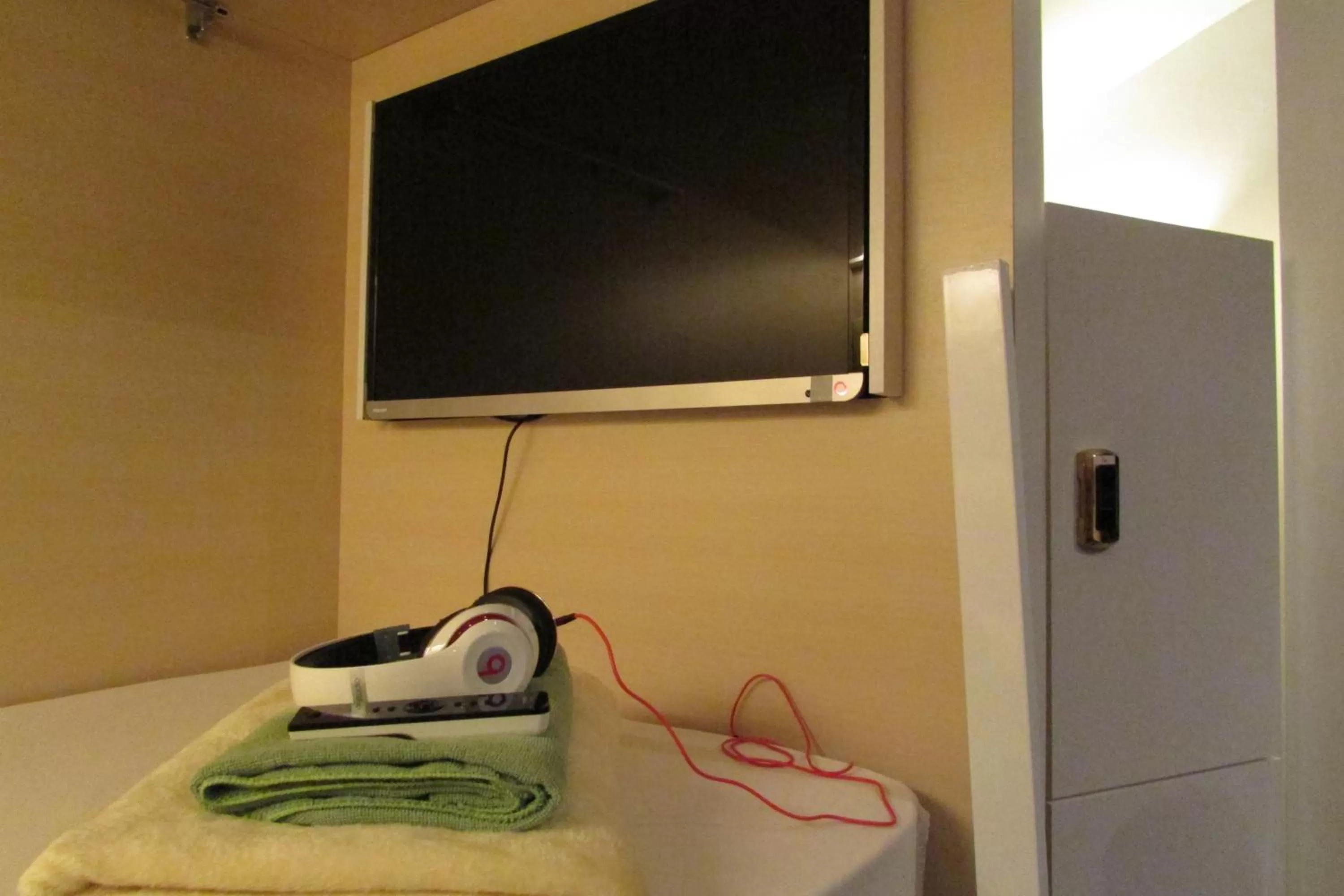 TV and multimedia in The Bohemian