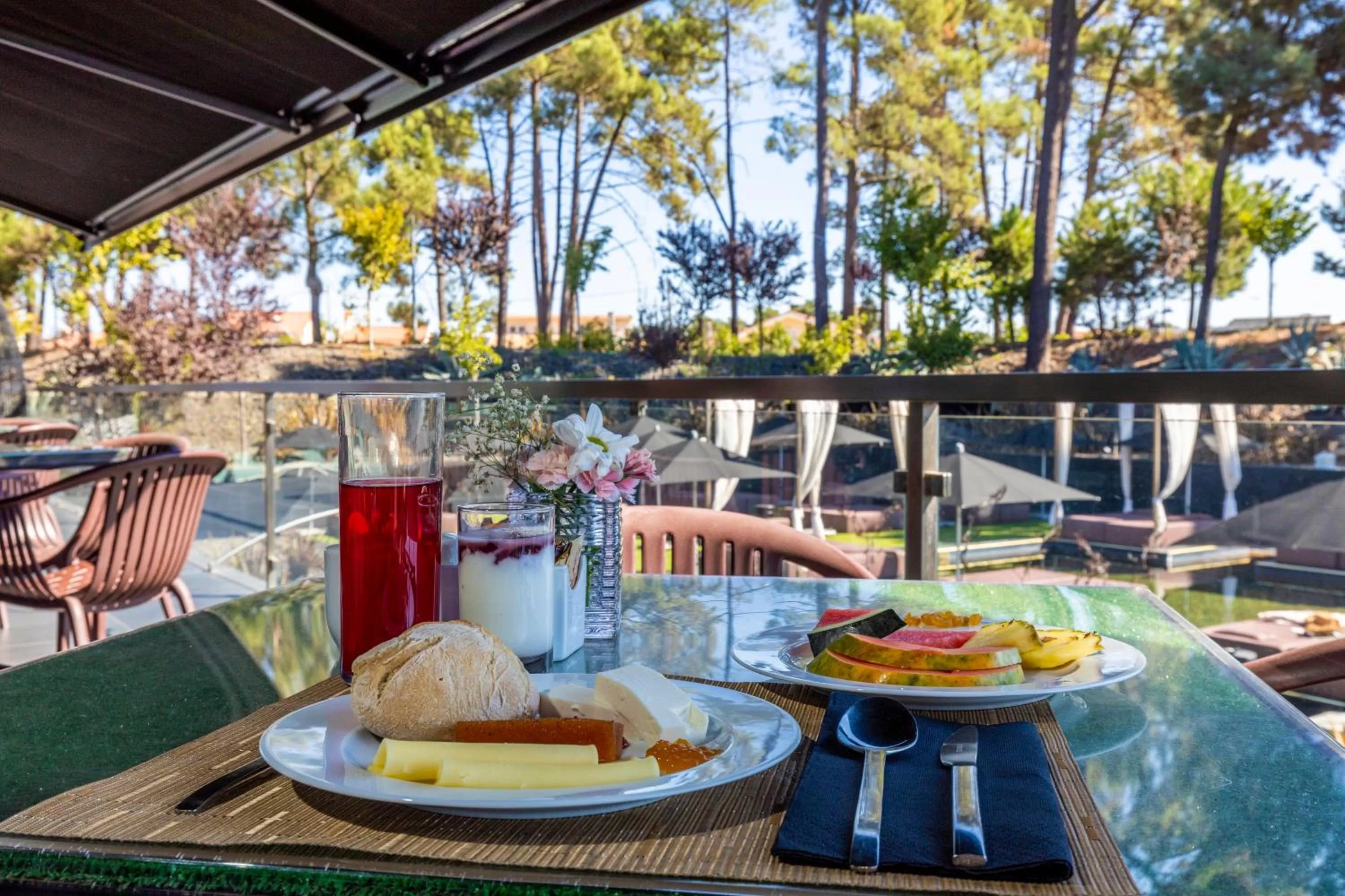 Restaurant/places to eat in Evidencia Belverde Hotel