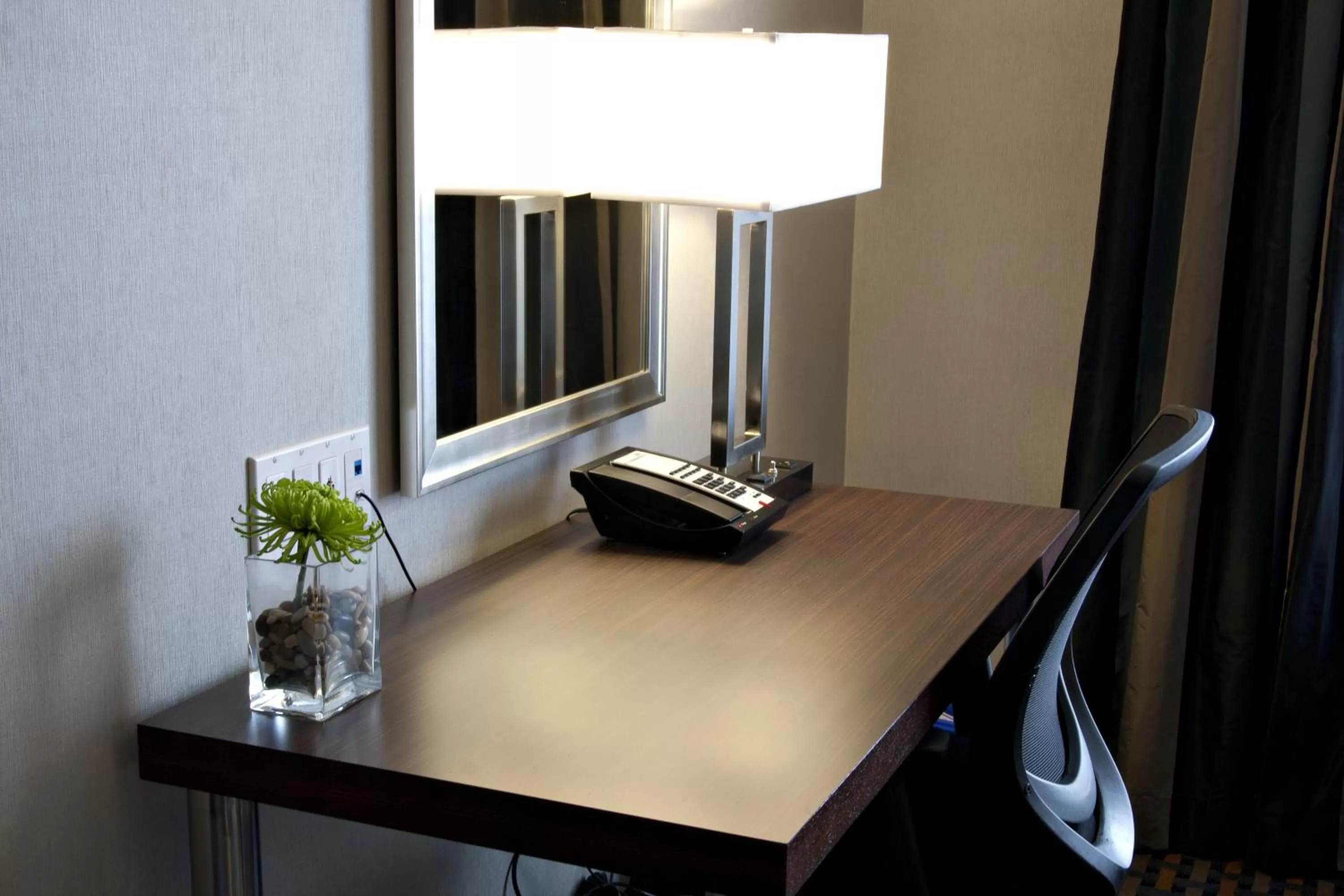 Photo of the whole room in Holiday Inn Express Pembroke by IHG