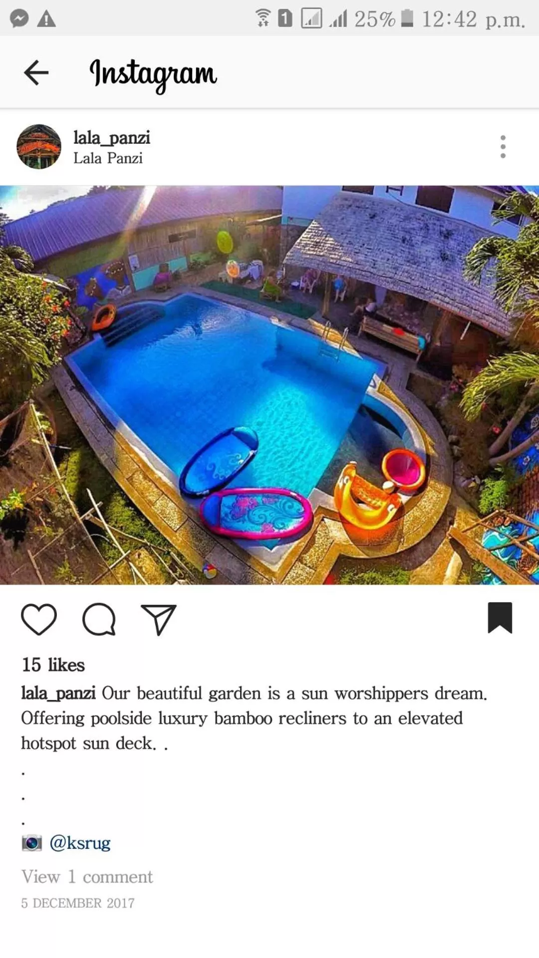 Swimming pool in Lala Panzi Bed and Breakfast