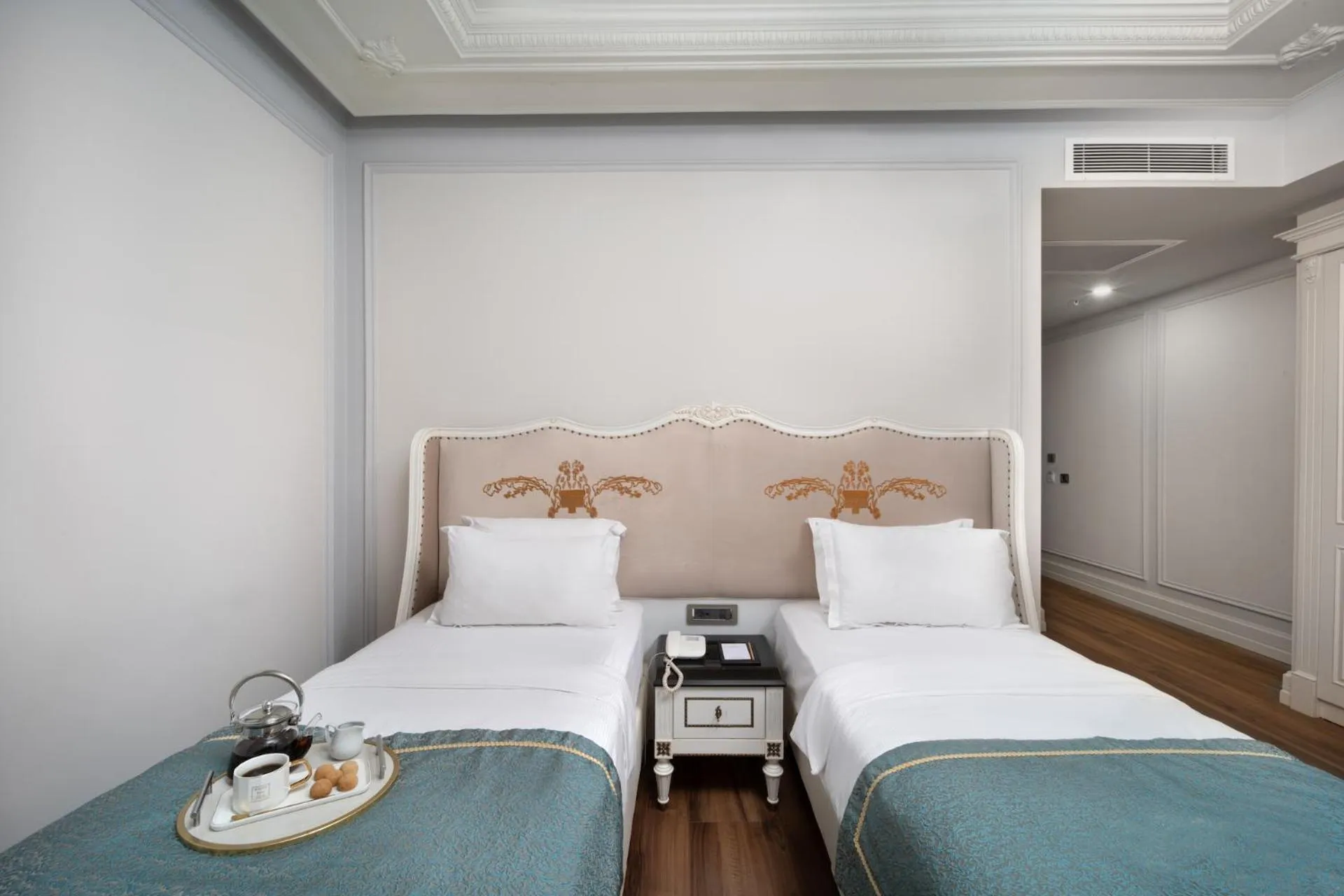 Photo of the whole room, Bed in The Time Hotel Marina