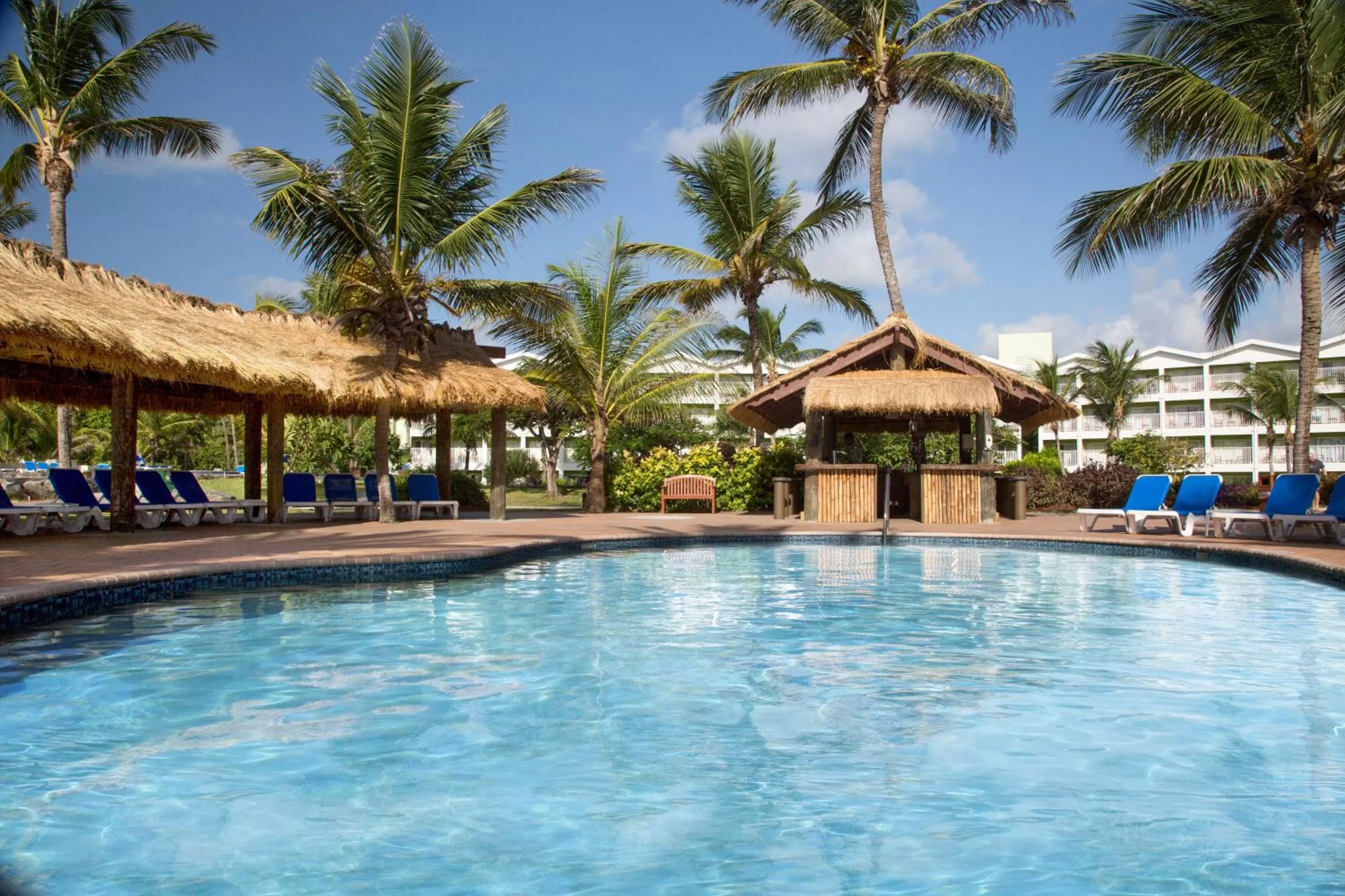 Swimming pool in Coconut Bay Beach Resort & Spa All Inclusive