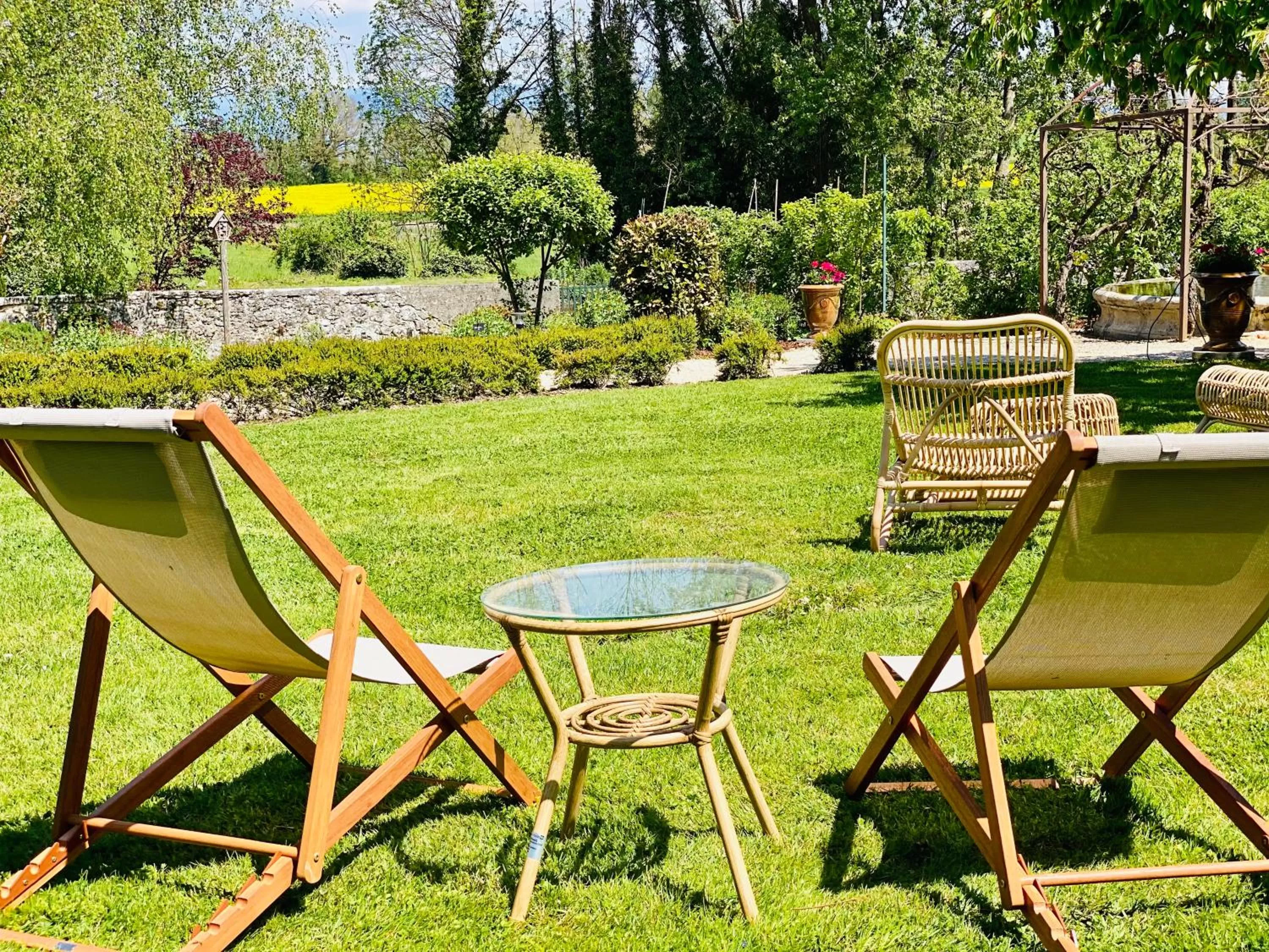 Spring in Domaine de Suzel