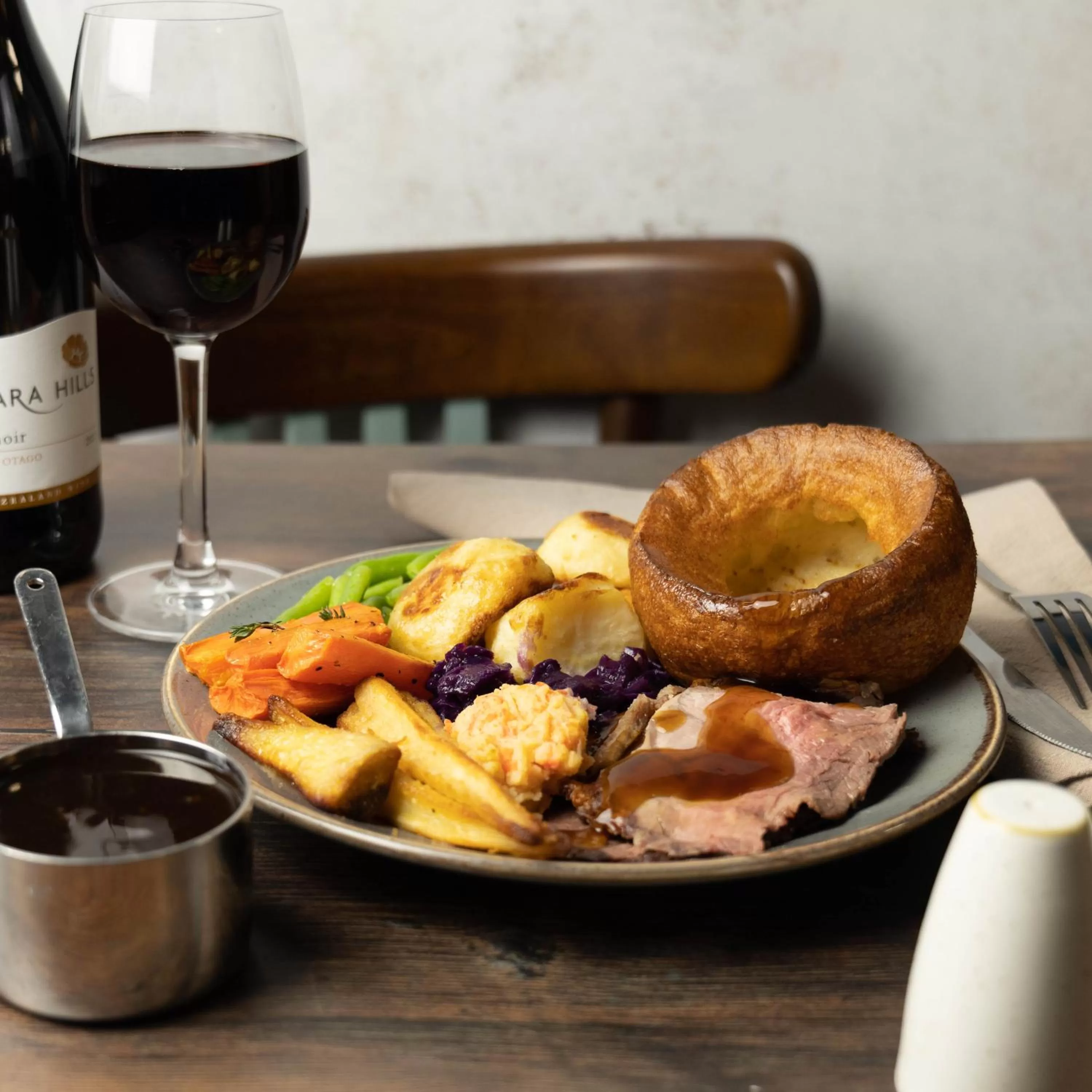 Food and drinks in The Foresters Arms