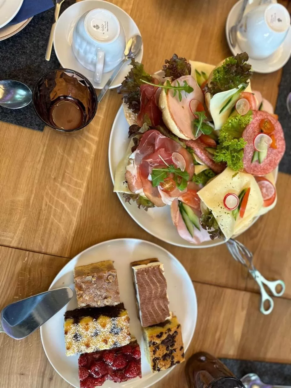 Breakfast in Hotel Ambiente