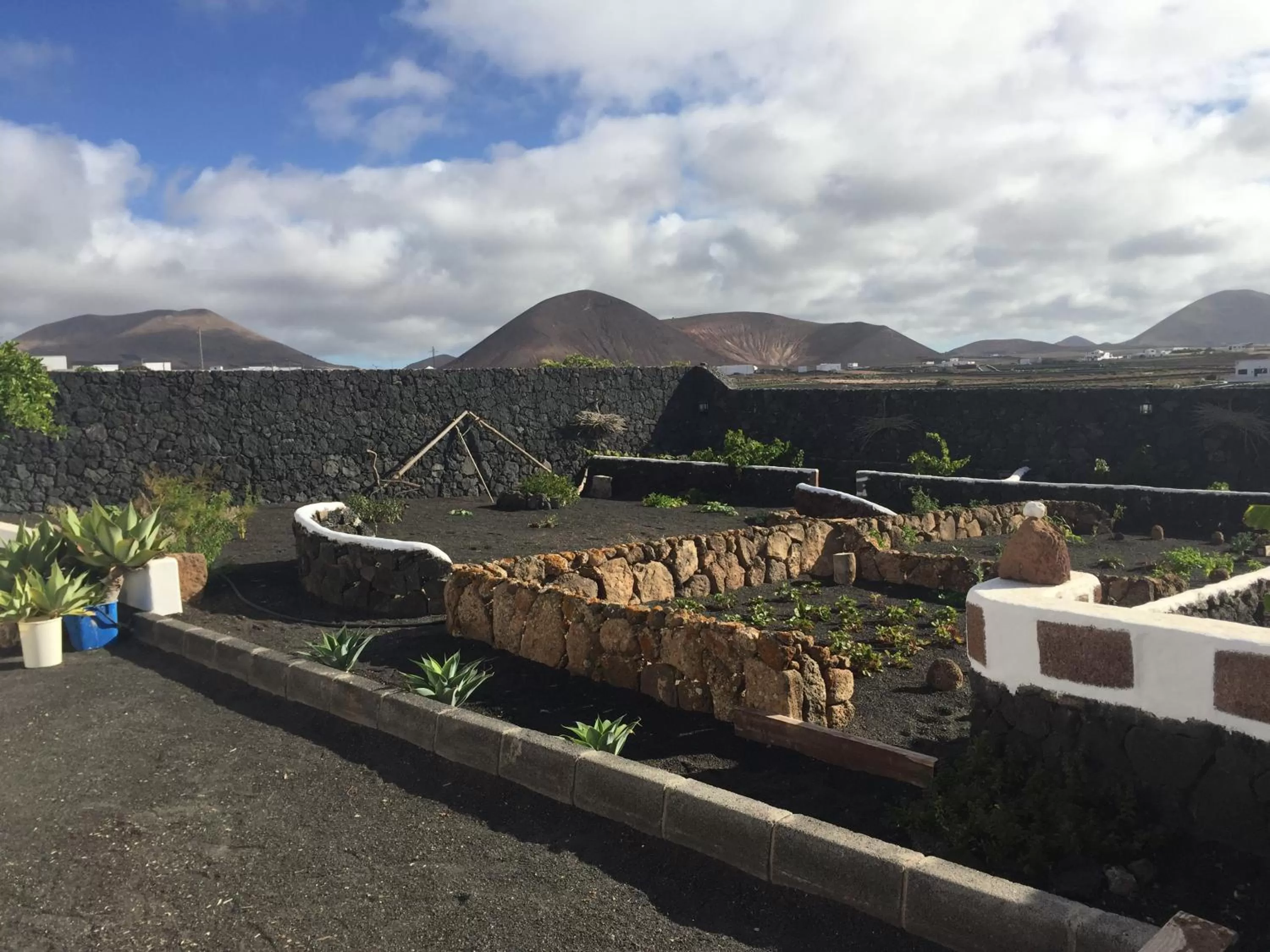 Garden, Mountain View in Villa El Jable Lanzarote