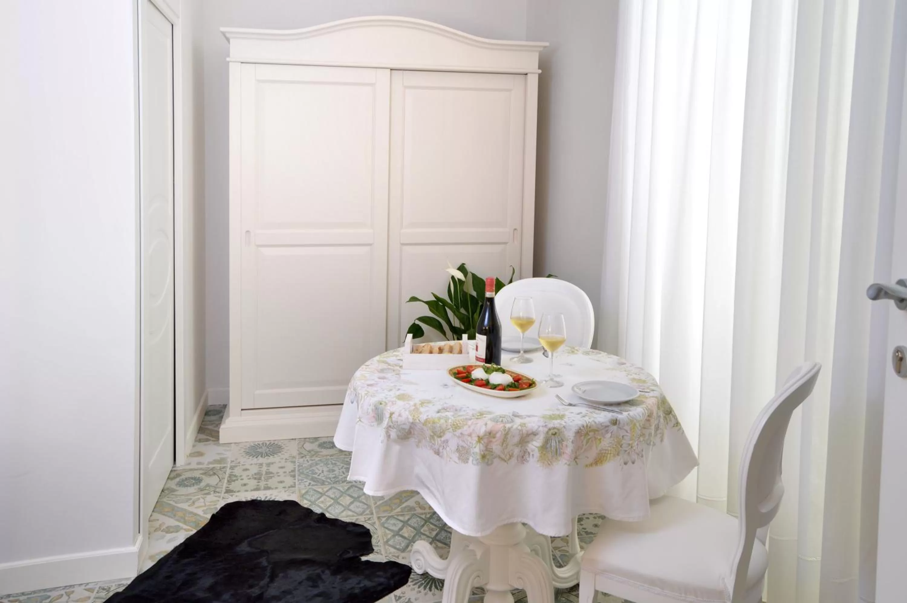 Photo of the whole room in Barbarella Home