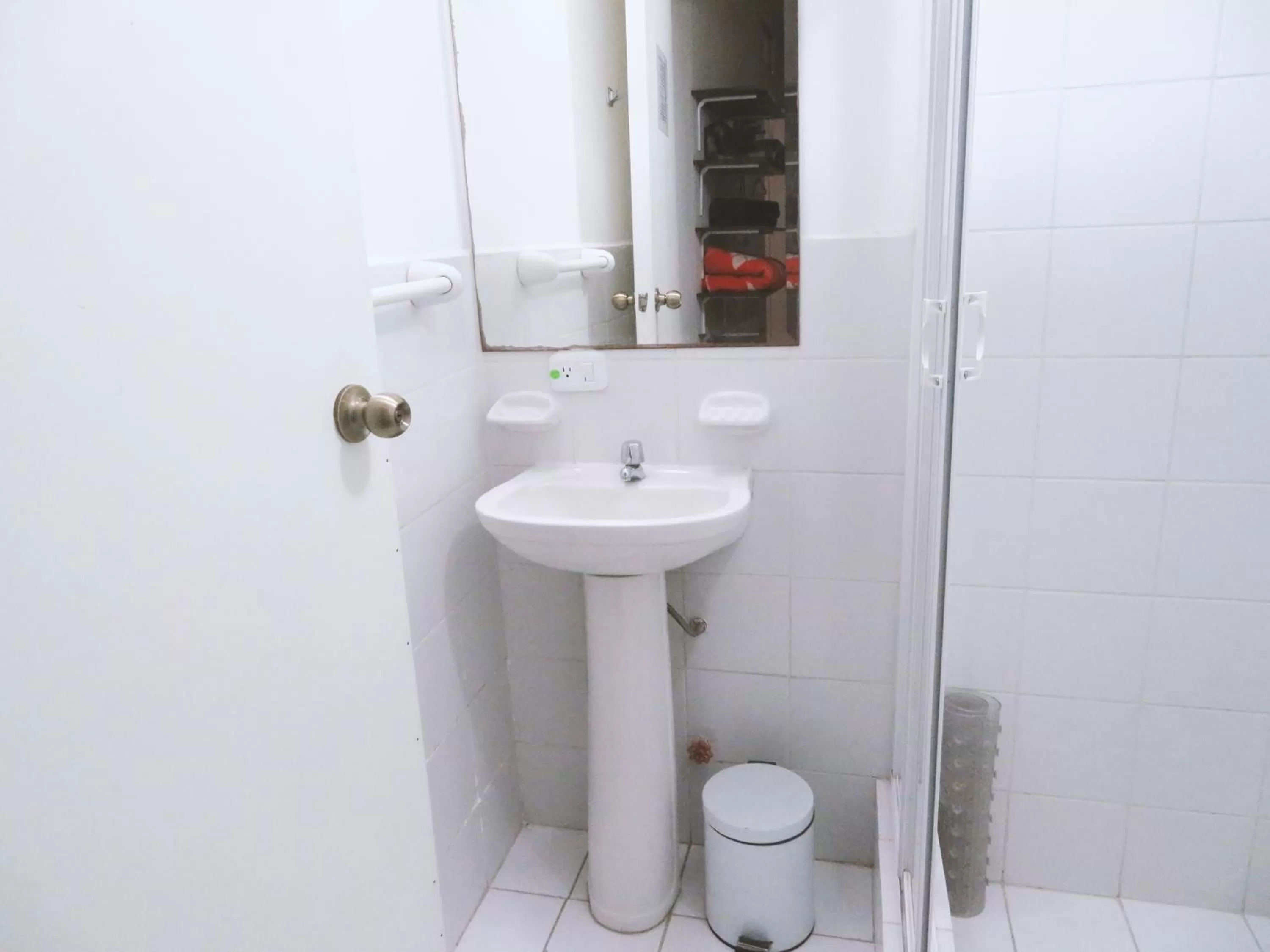 Toilet, Bathroom in Bird Garden Guest House