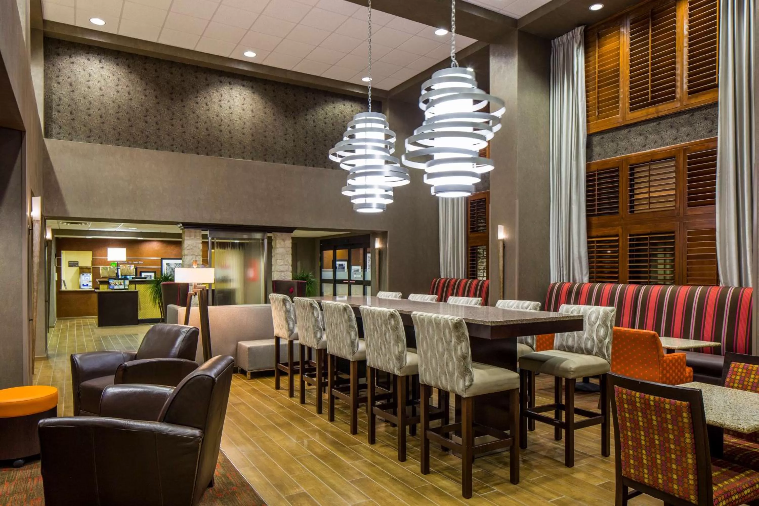 Dining area in Hampton Inn & Suites Austin Cedar Park-Lakeline