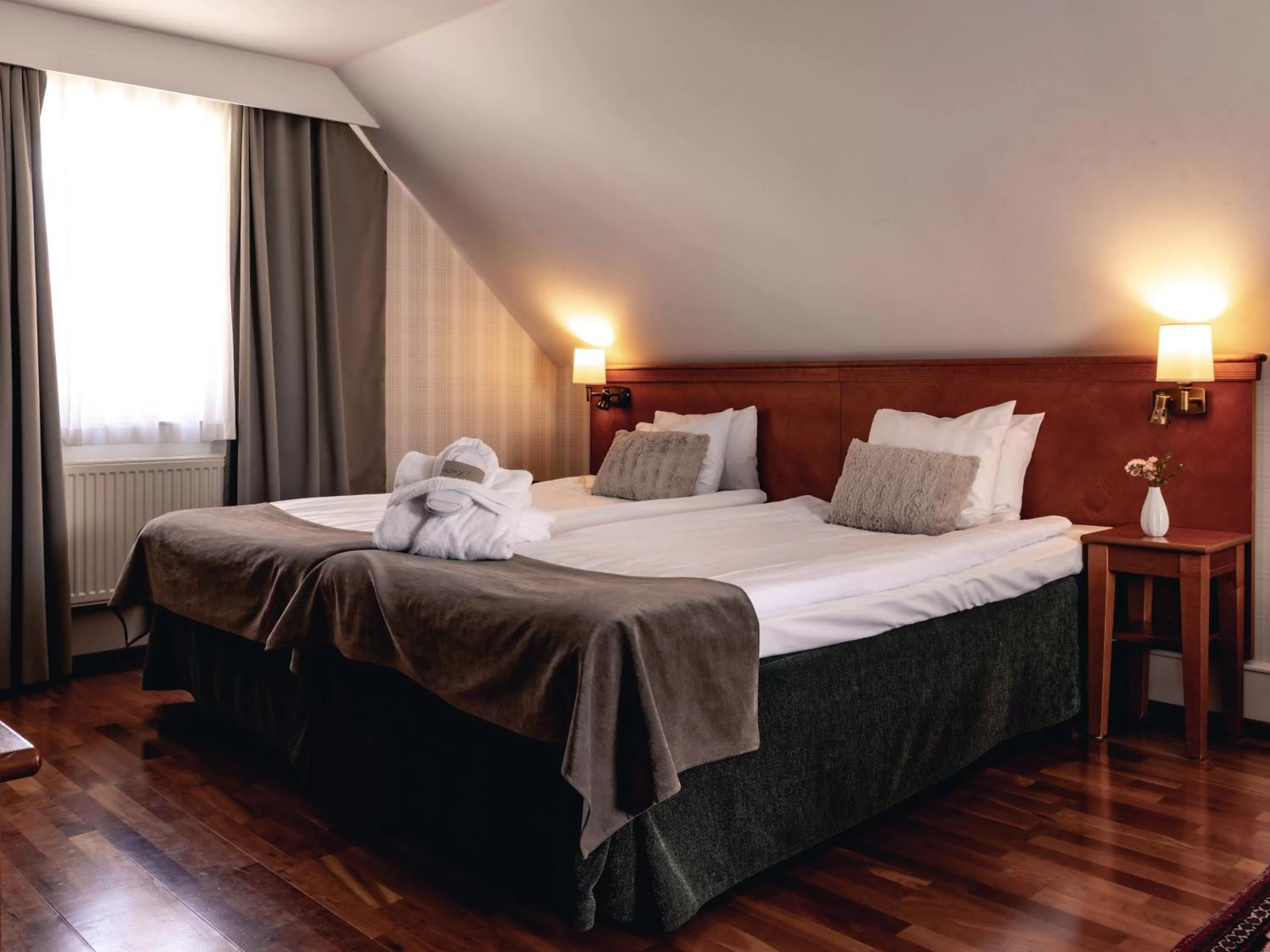 Bed in Best Western Strand Hotel