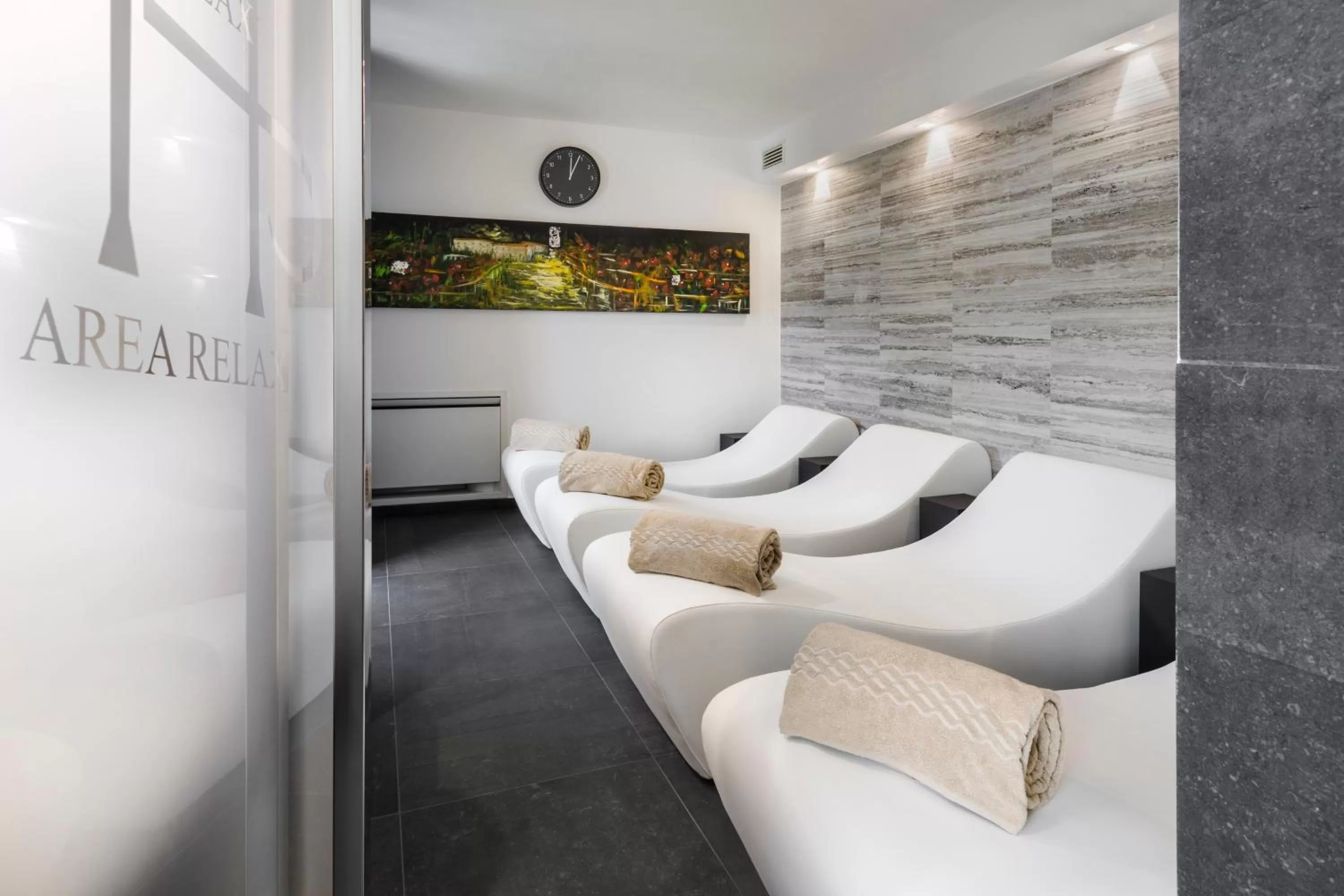 Spa and wellness centre/facilities in LHP Hotel River & SPA