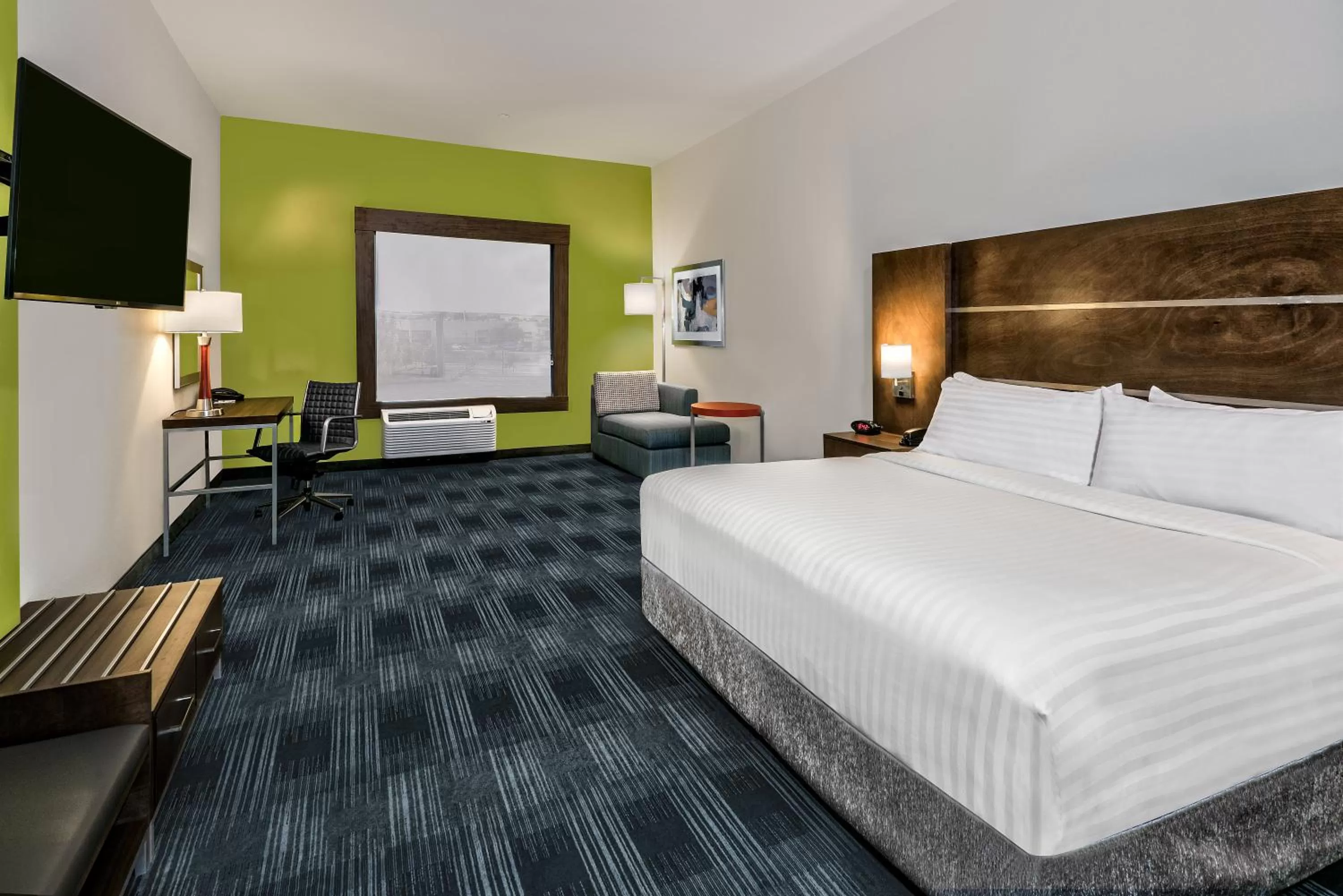Photo of the whole room, Bed in Holiday Inn Express & Suites Austin - Round Rock Area by IHG