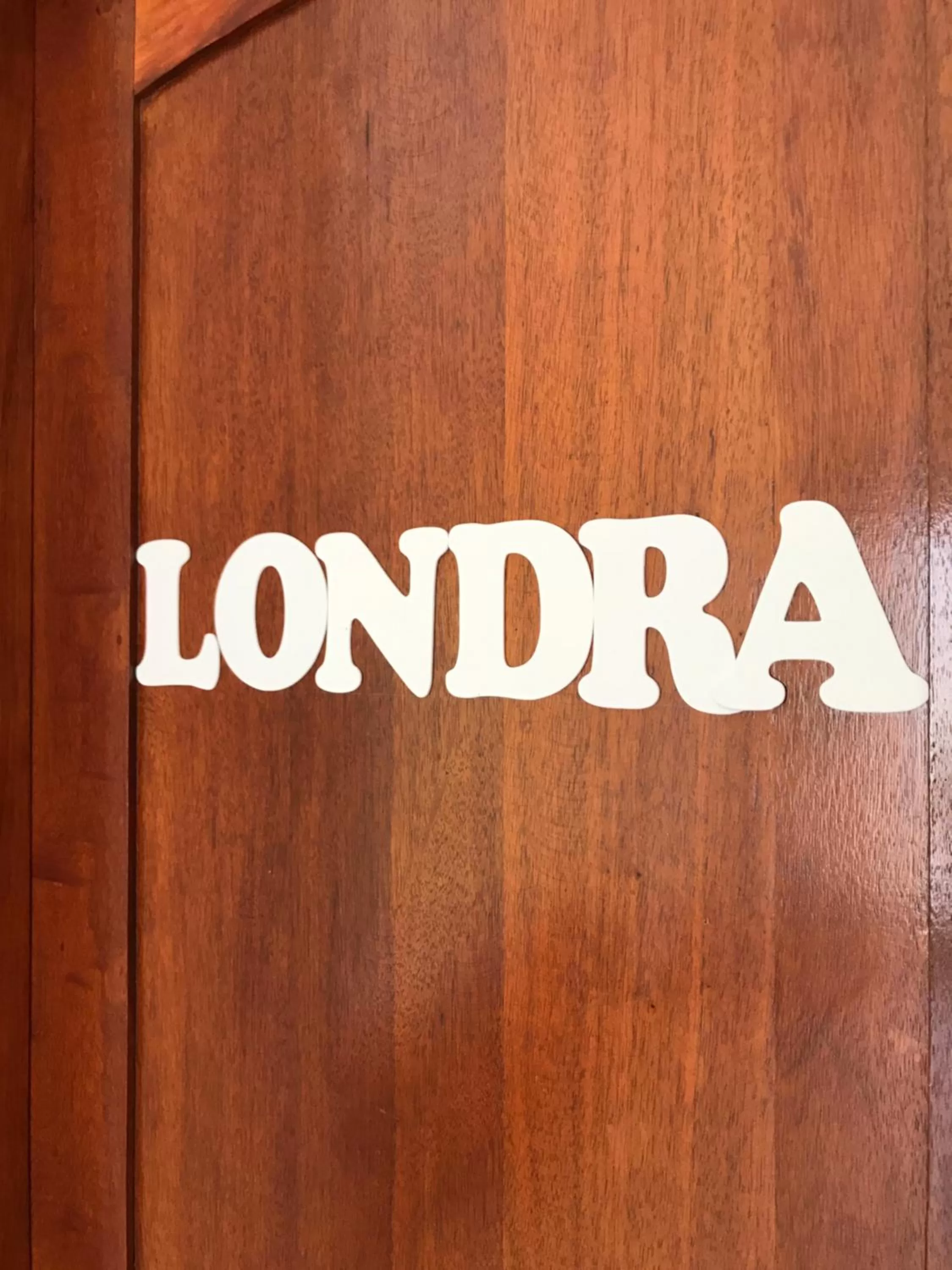 Decorative detail in Blue eagle