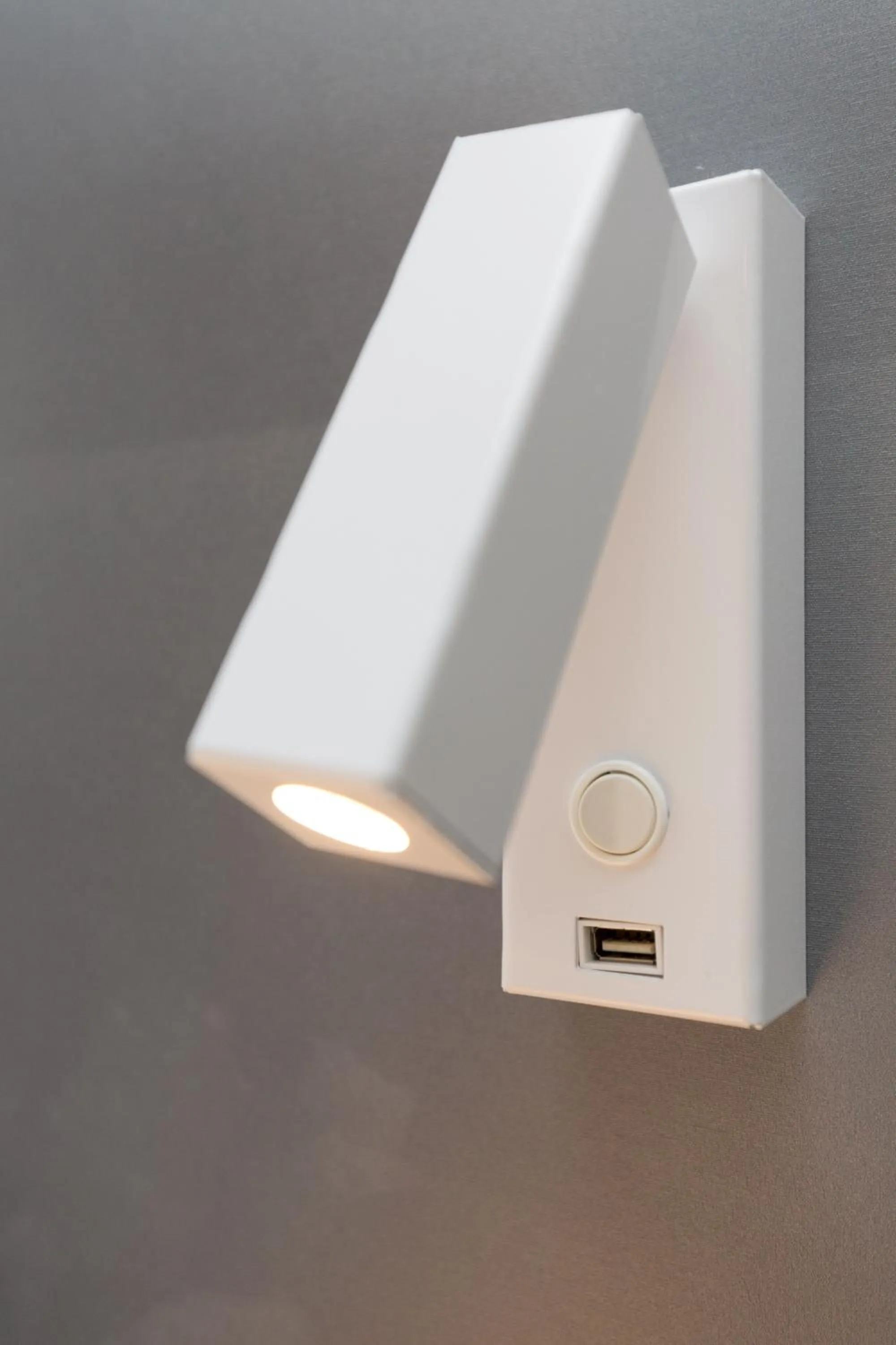 Bedroom in Campanile Metz Nord - Woippy- Porte du Luxembourg A31